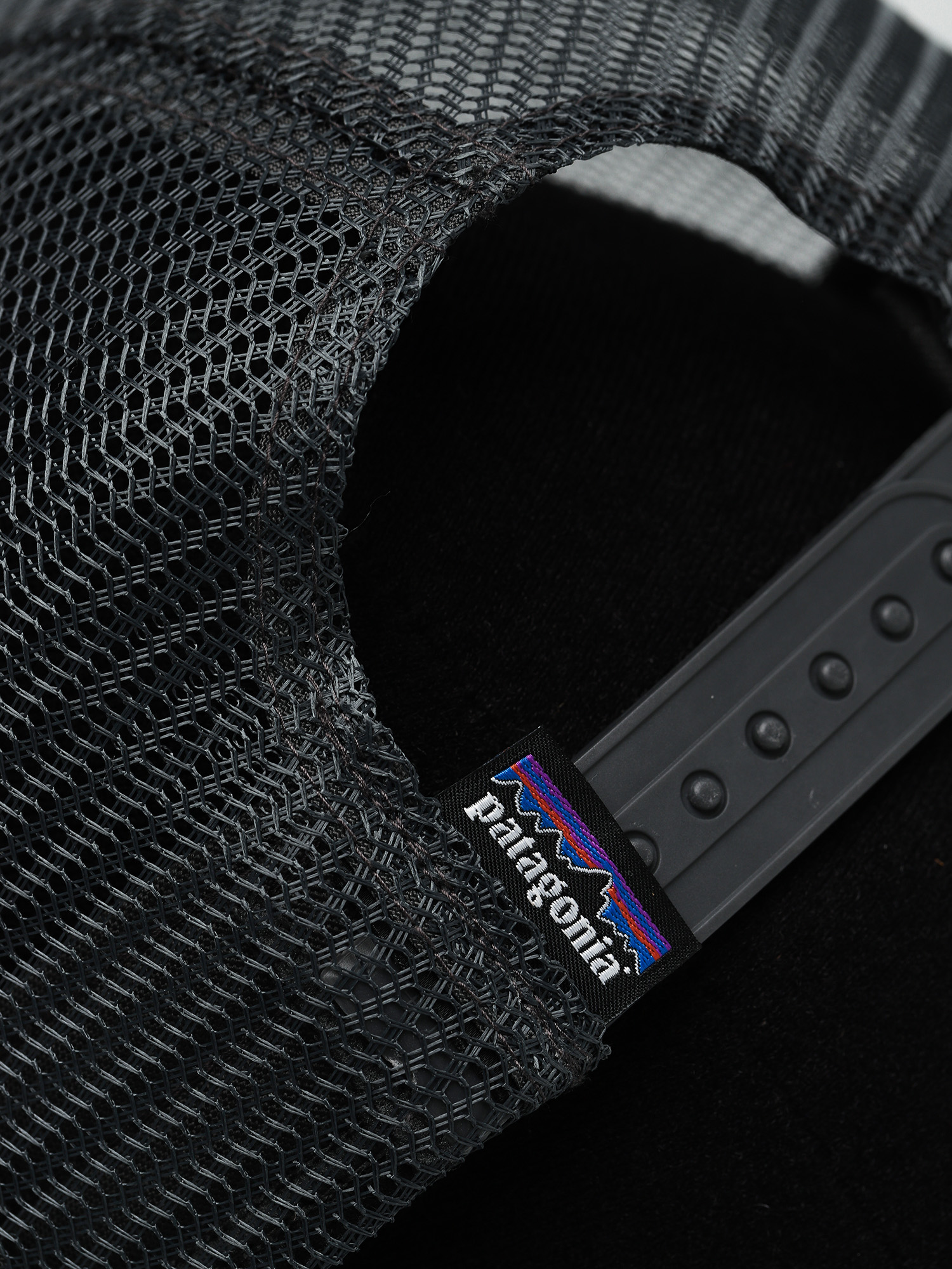 Șapcă Patagonia P6 Logo Trucker ZD (forge grey)