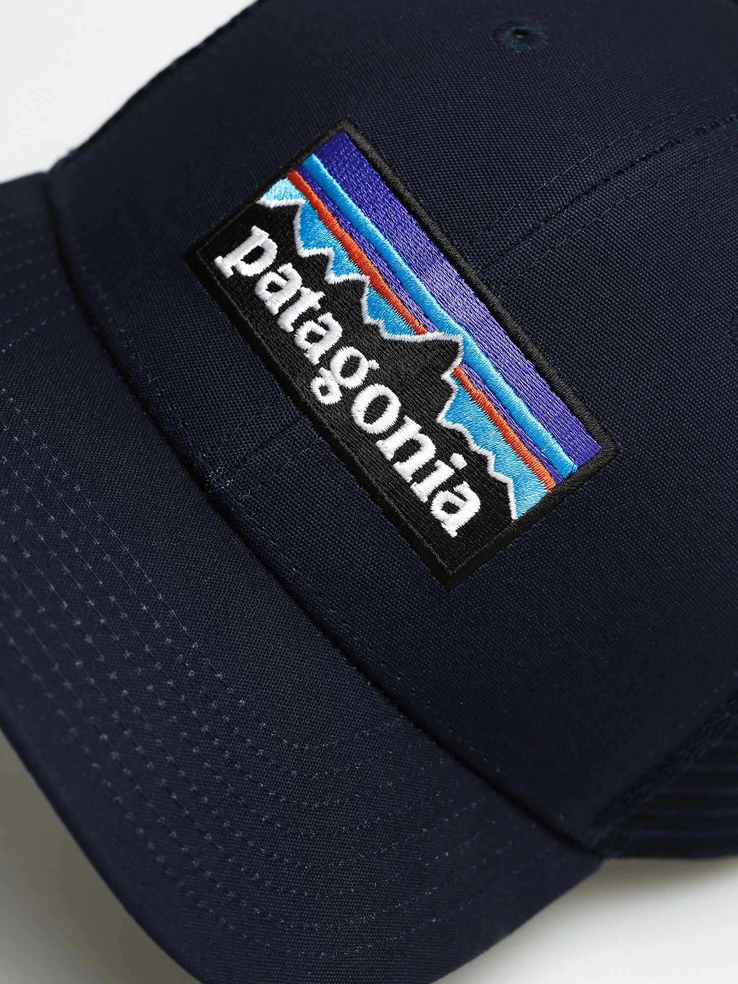 Șapcă Patagonia P6 Logo Trucker ZD (navy blue)