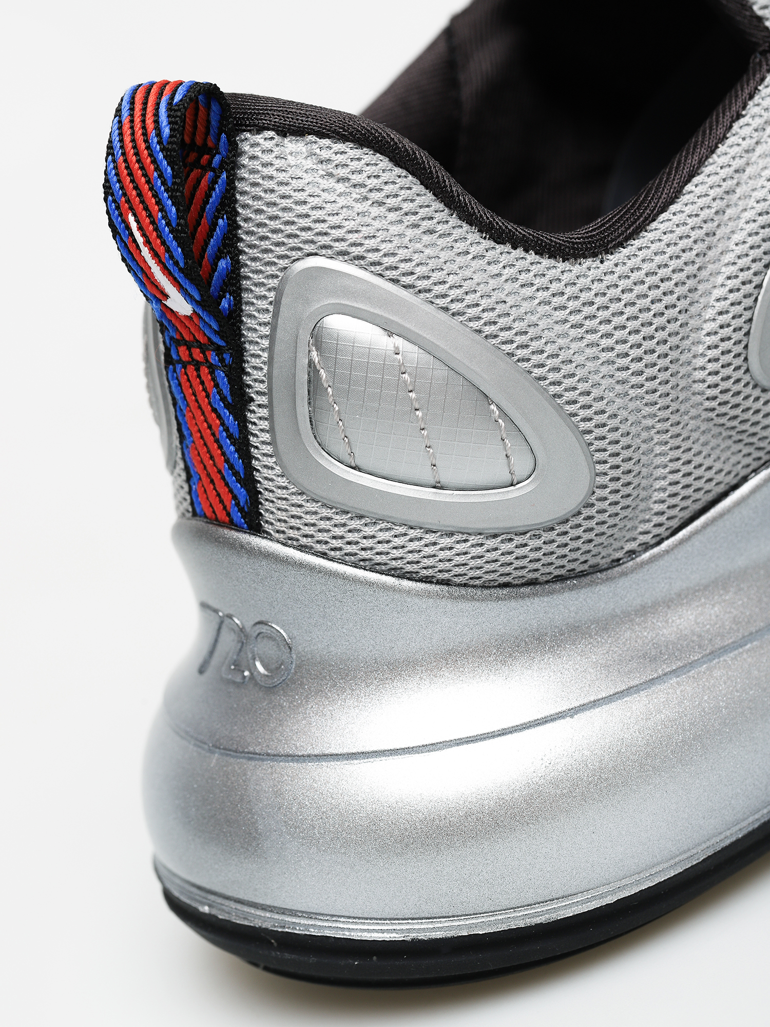 Pantofi Nike Air Max 720 (metallic silver/off noir cosmic clay)
