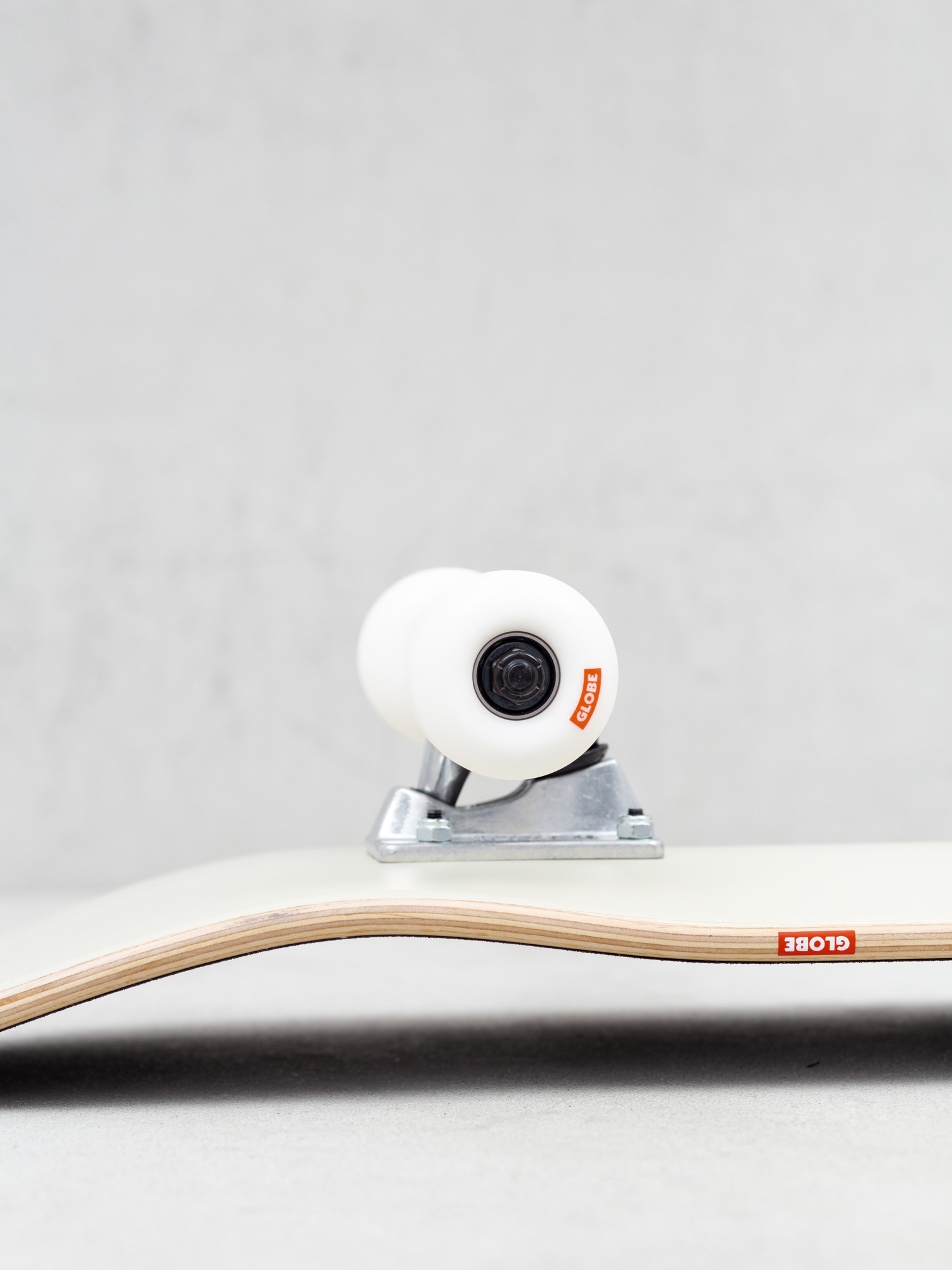 Globe Skateboard Goodstock (off white)