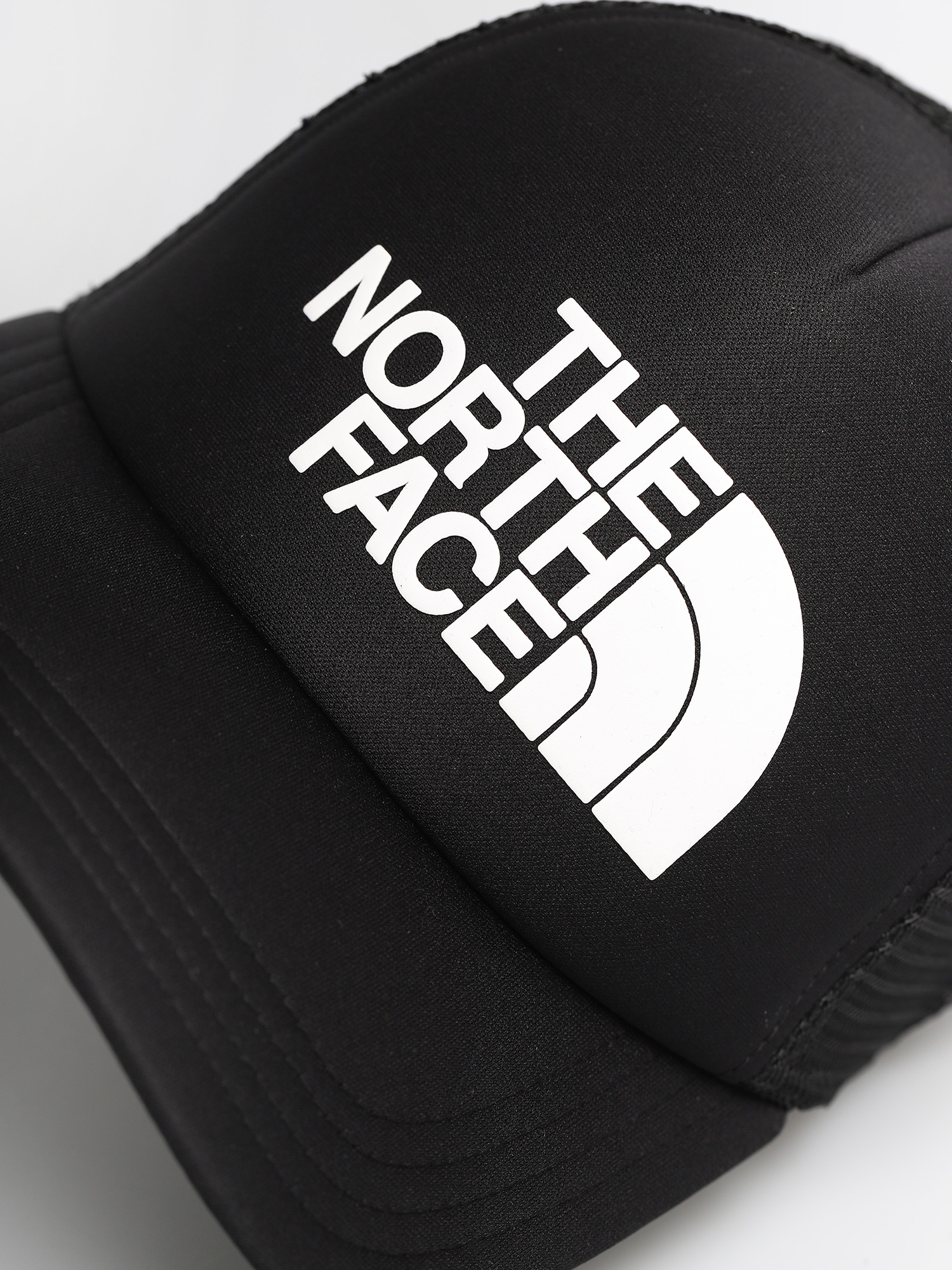 Șapcă The North Face TNF Logo Trucker ZD (tnf black/tnf white)