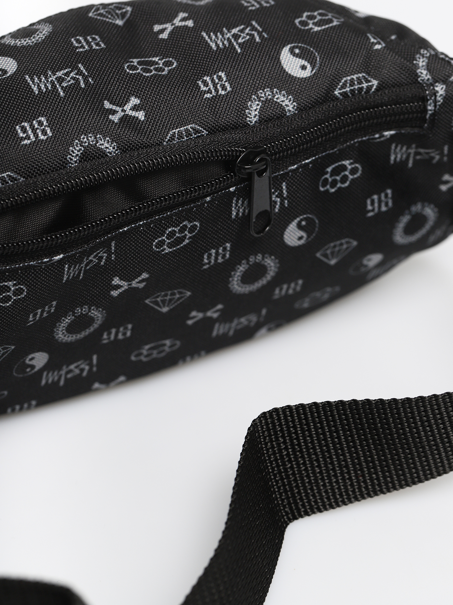 Borsetă de brâu MassDnm Lv (black)