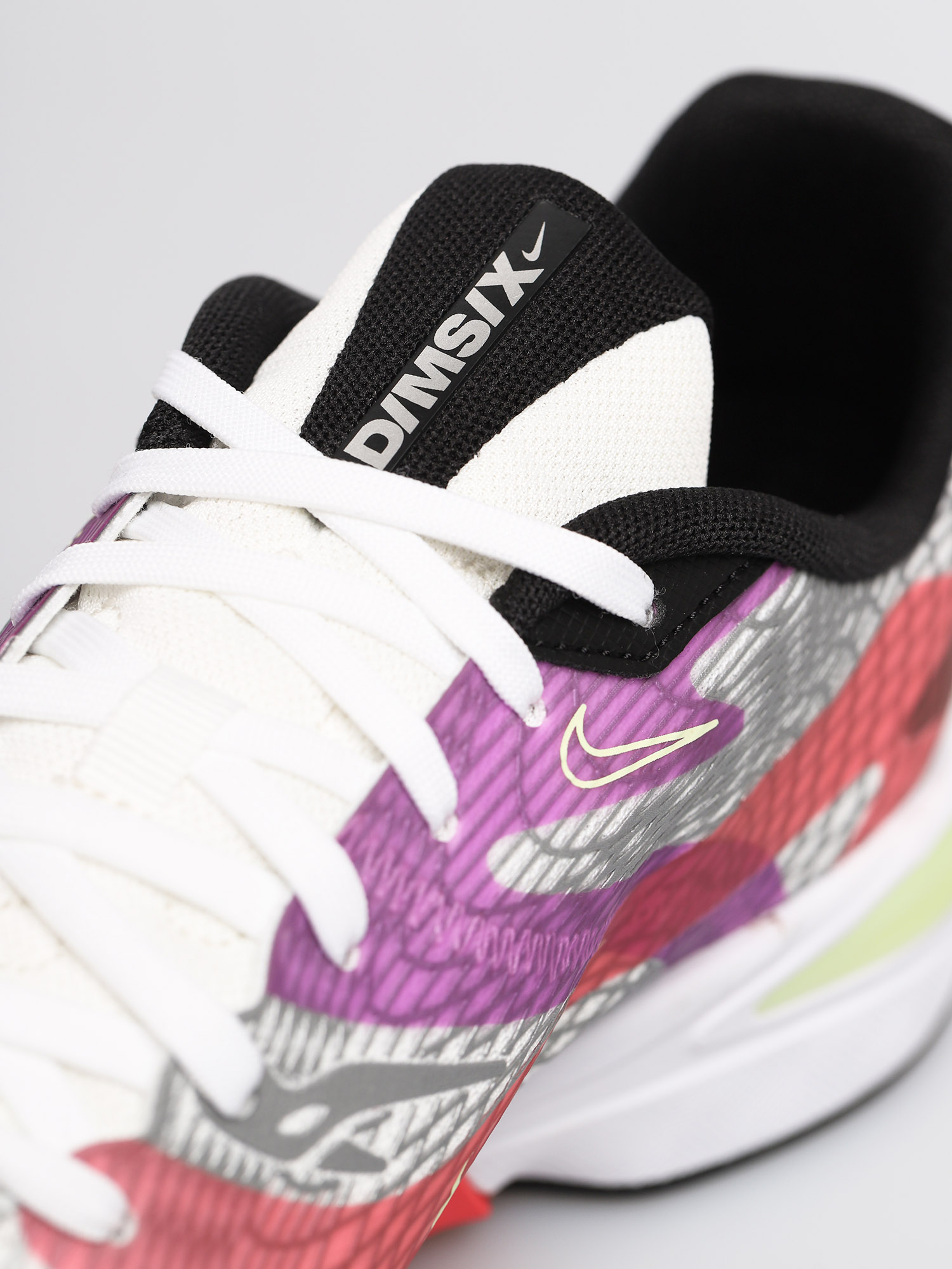 Pantofi Nike Ghoswift (summit white/barely volt black)