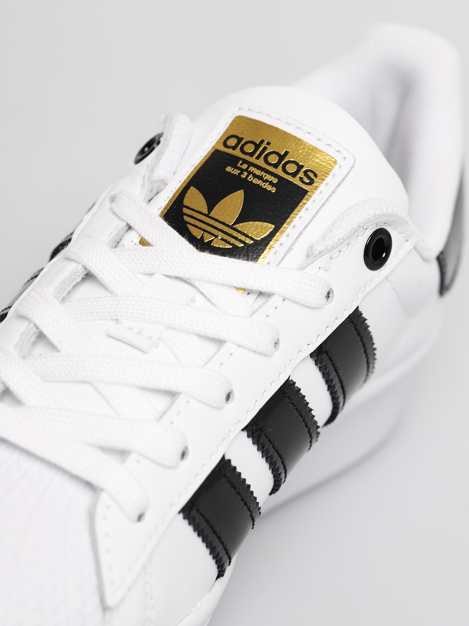 adidas Originals Pantofi Superstar Bold Wmn (ftwwht/cblack/goldmt)