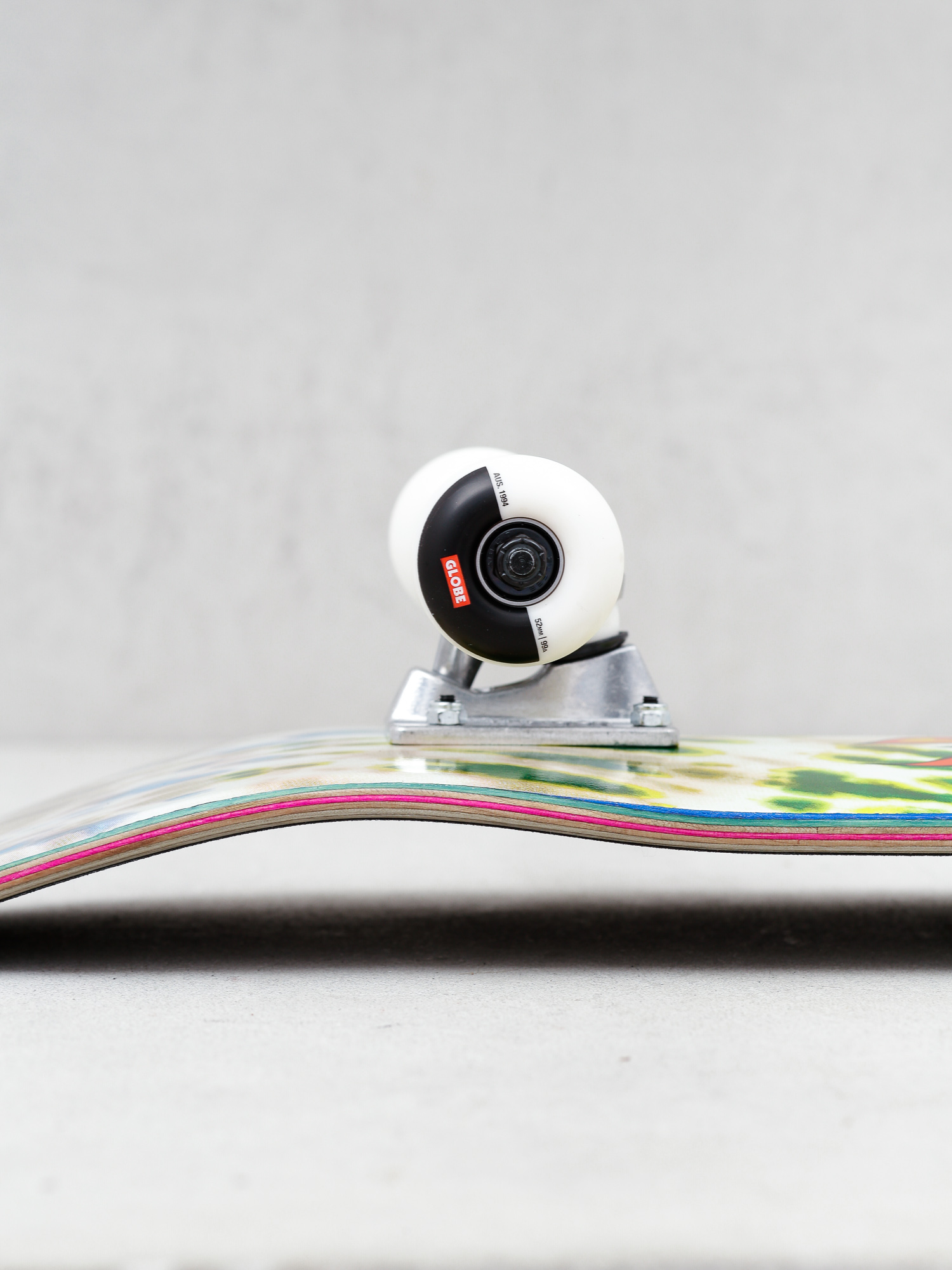 Globe Skateboard G1 Ablaze (tie dye)
