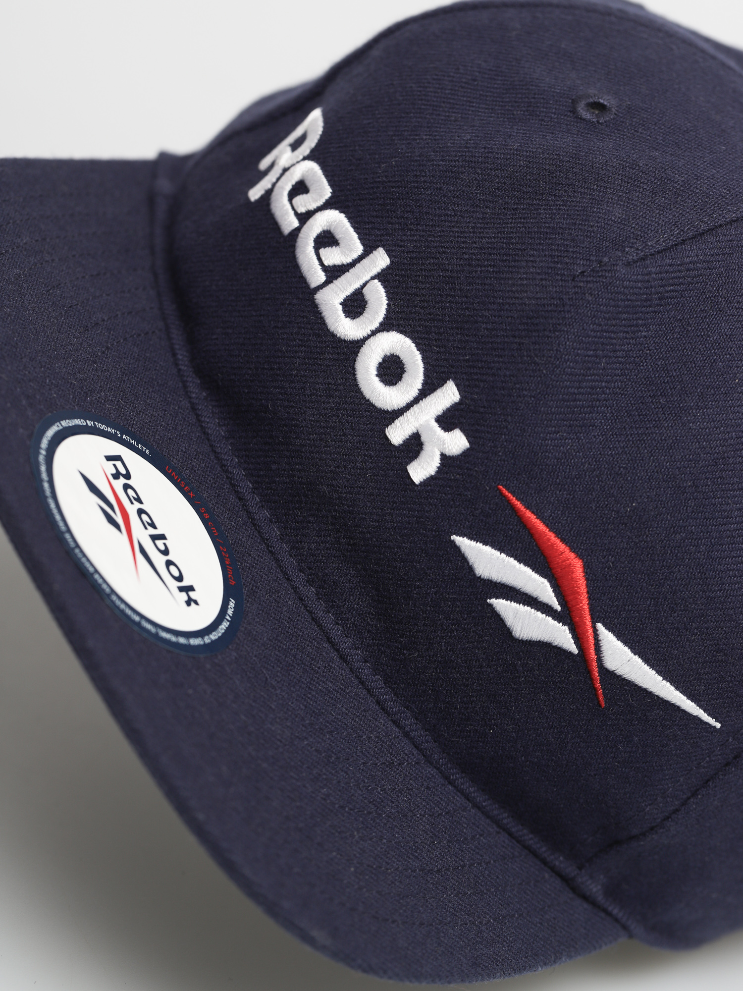 Șapcă Reebok Cl Vector Flat Peak ZD (vecnav)