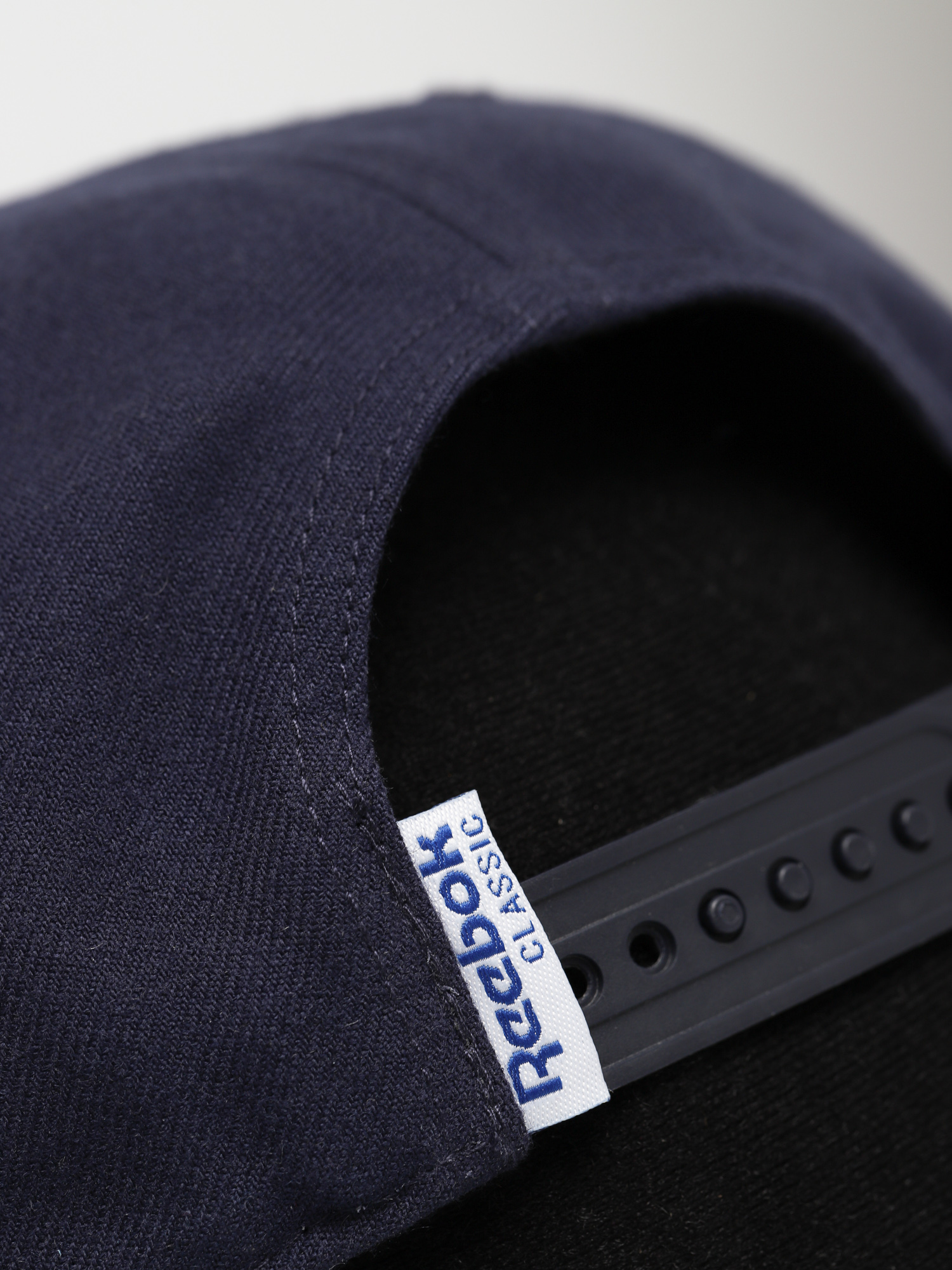 Șapcă Reebok Cl Vector Flat Peak ZD (vecnav)