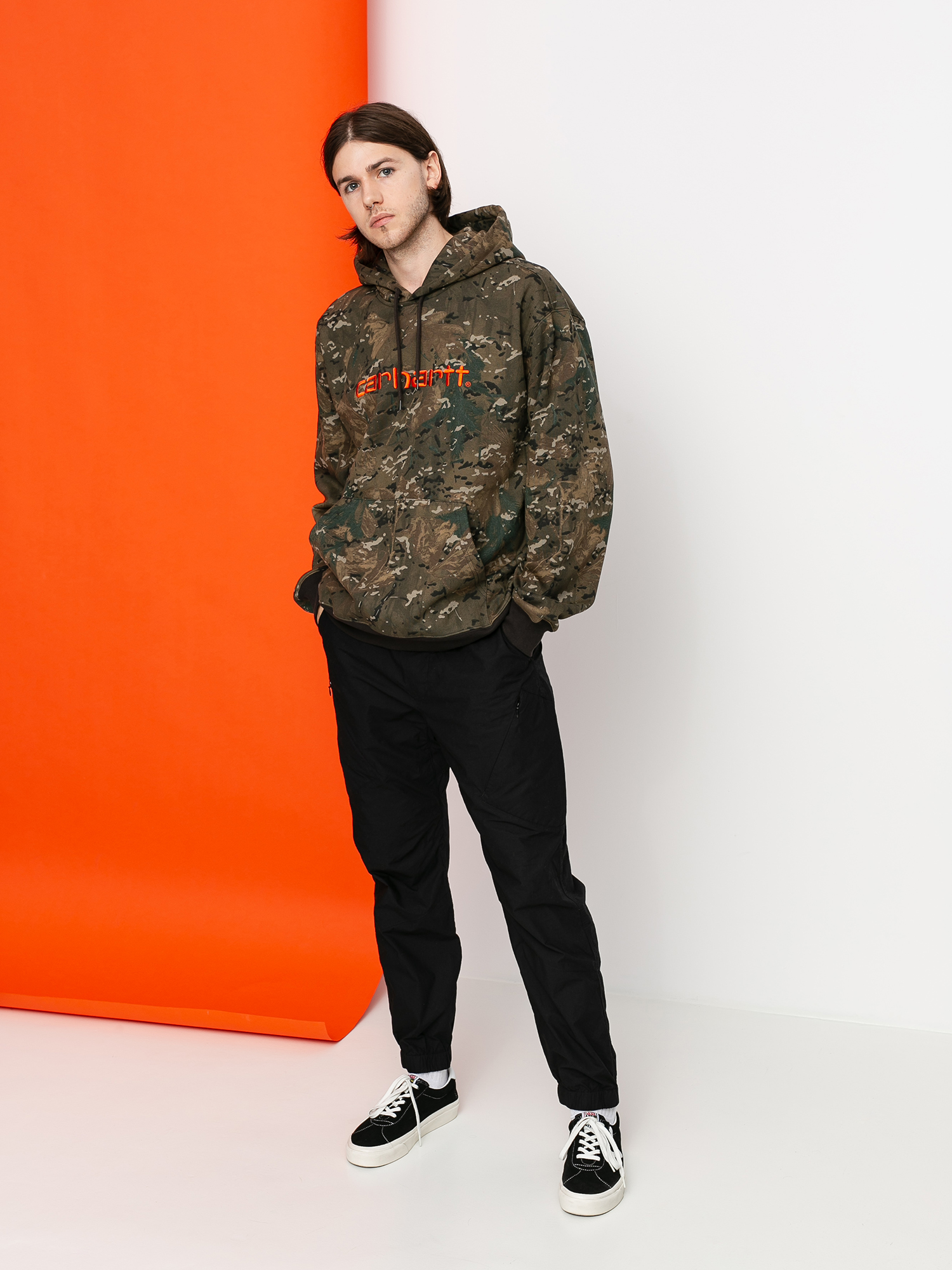 Hanorac cu glugă Carhartt WIP Carhartt HD (camo combi/safety orange)