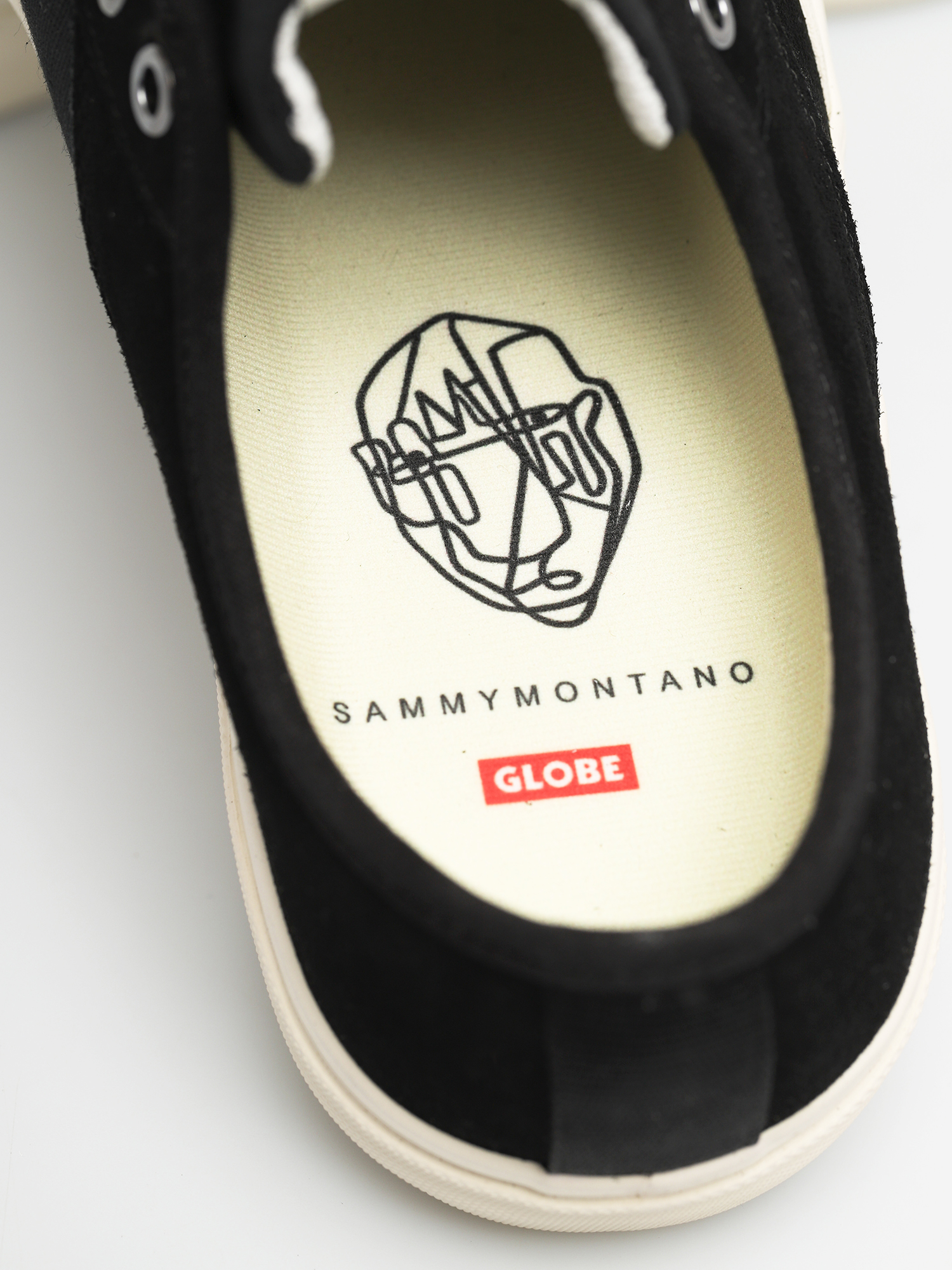 Pantofi Globe Surplus (black/cream/montano)