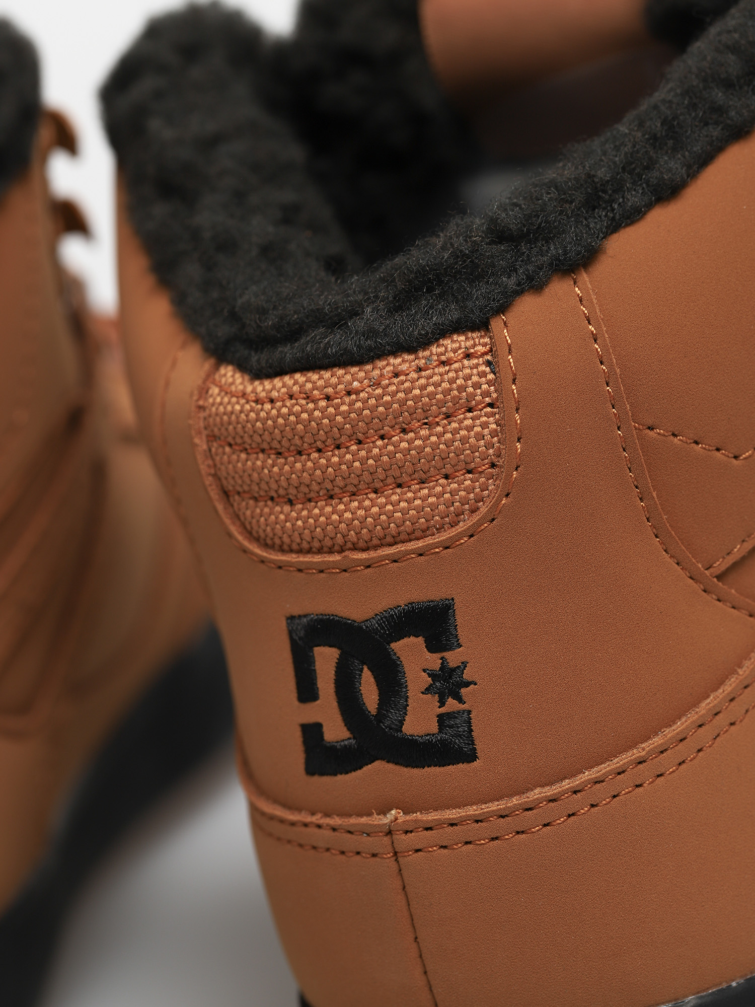 DC Pantofi Pure High Top Wc Wnt (wheat/black)