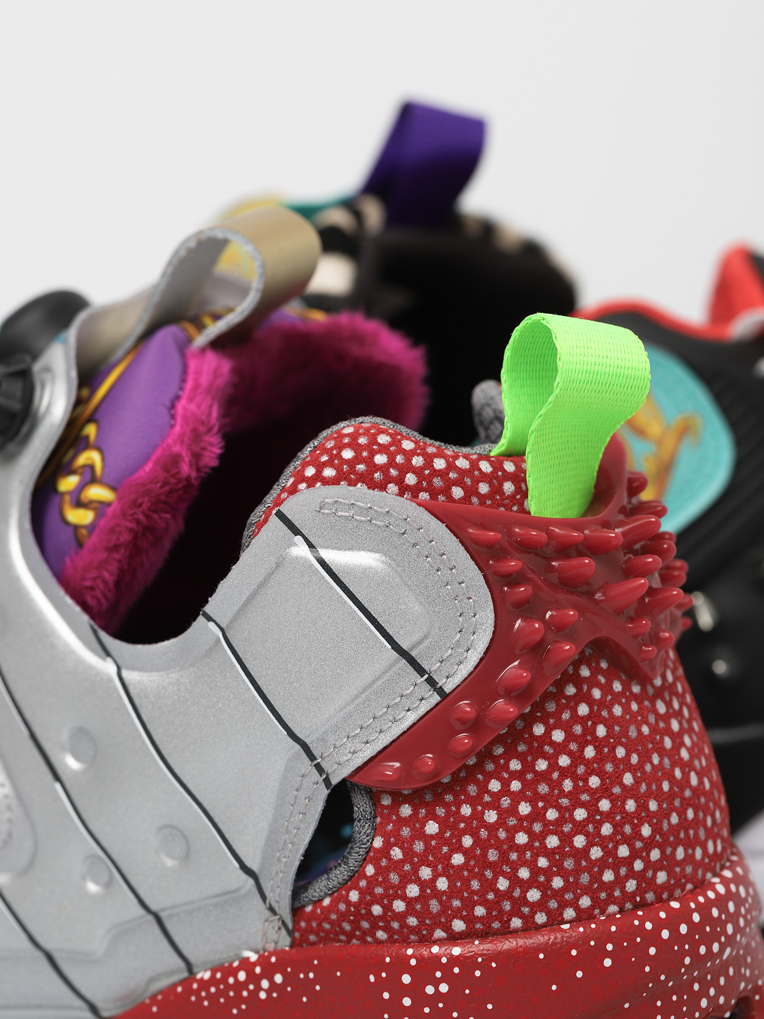 Reebok Pantofi Minion Instapump Fury (black/white/silvmt)