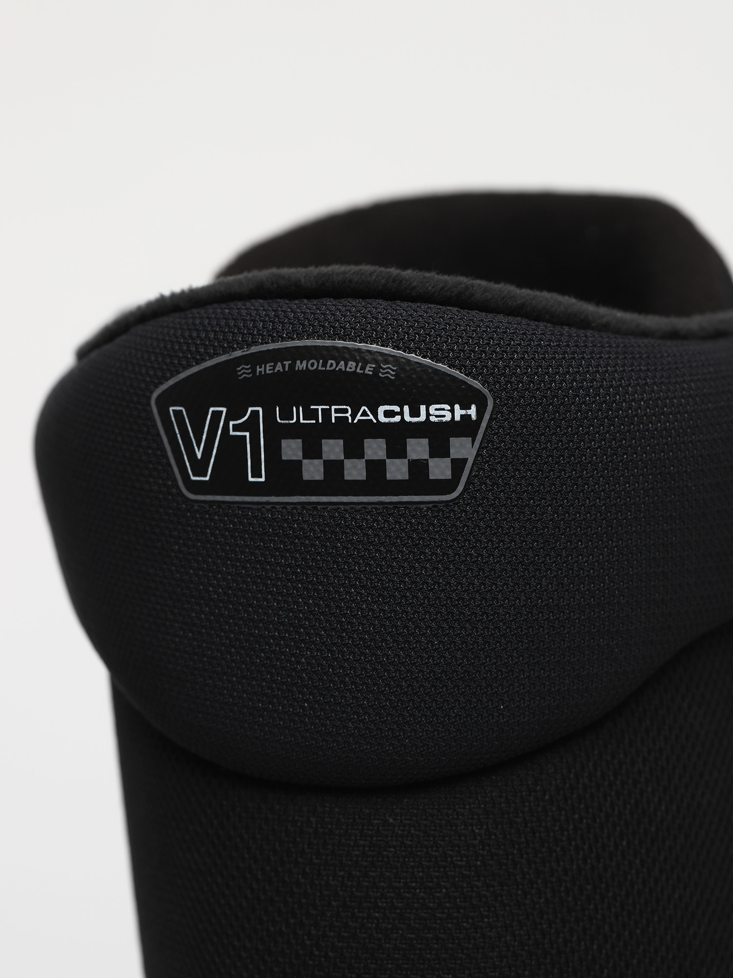 Pentru bărbați Încălțăminte pentru snowboard Vans Hi Standard Og (black/white)