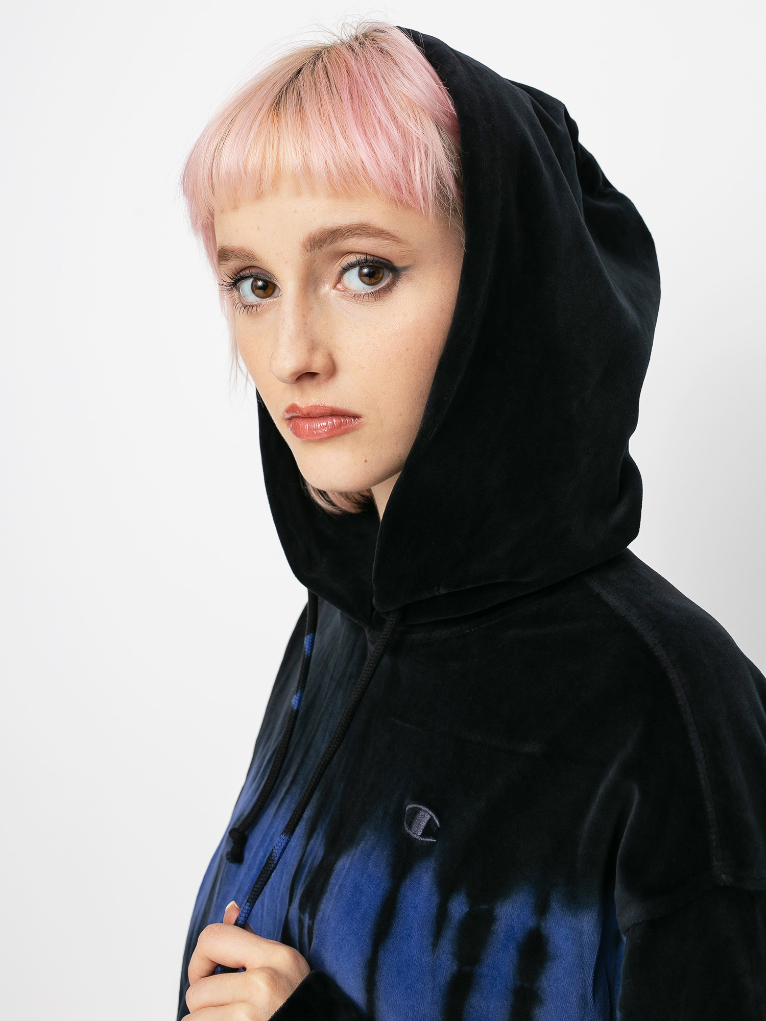 Hanorac cu glugă Champion Sweatshirt HD 113632 Wmn (night/bkk)