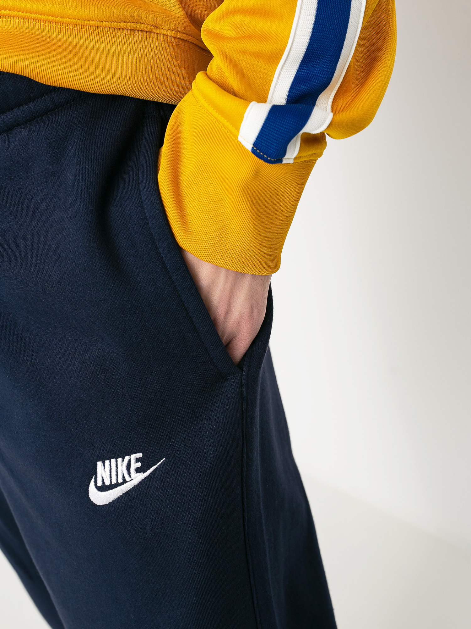 Nike Pantaloni Club Jggr Bb (obsidian/white)