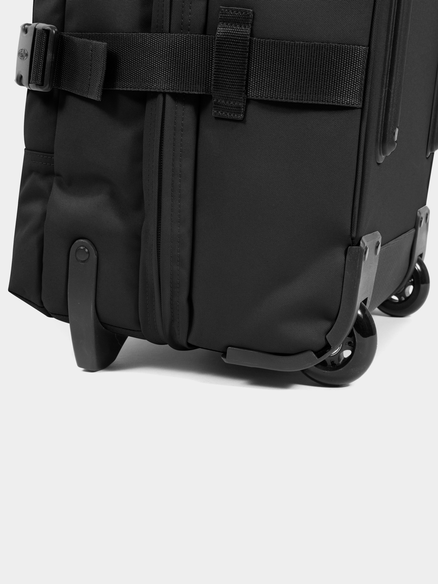 Geamantan Eastpak Tranverz M (black)
