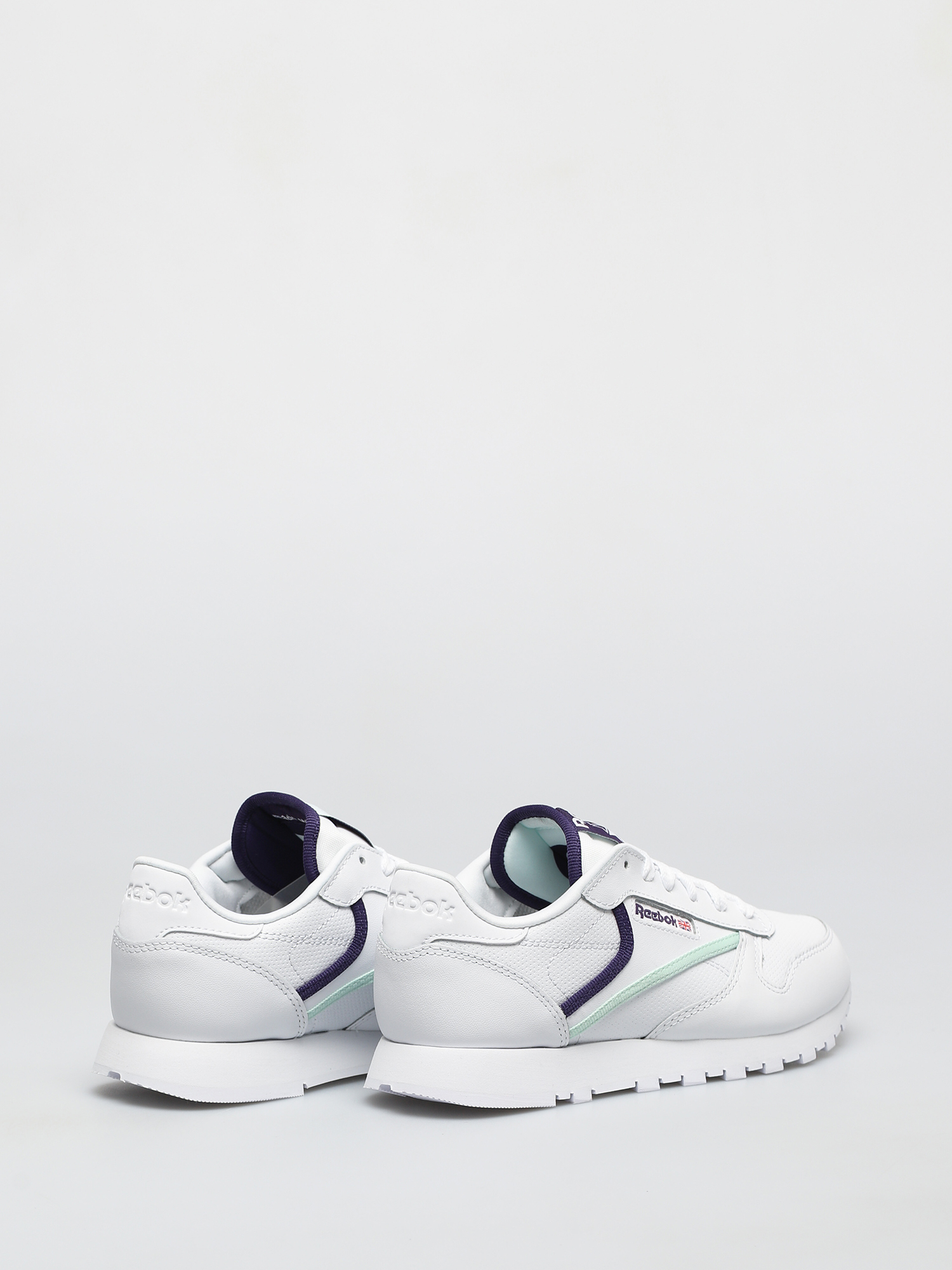 Pantofi Reebok Cl Lthr Wmn (cblack/carbon/vecred)