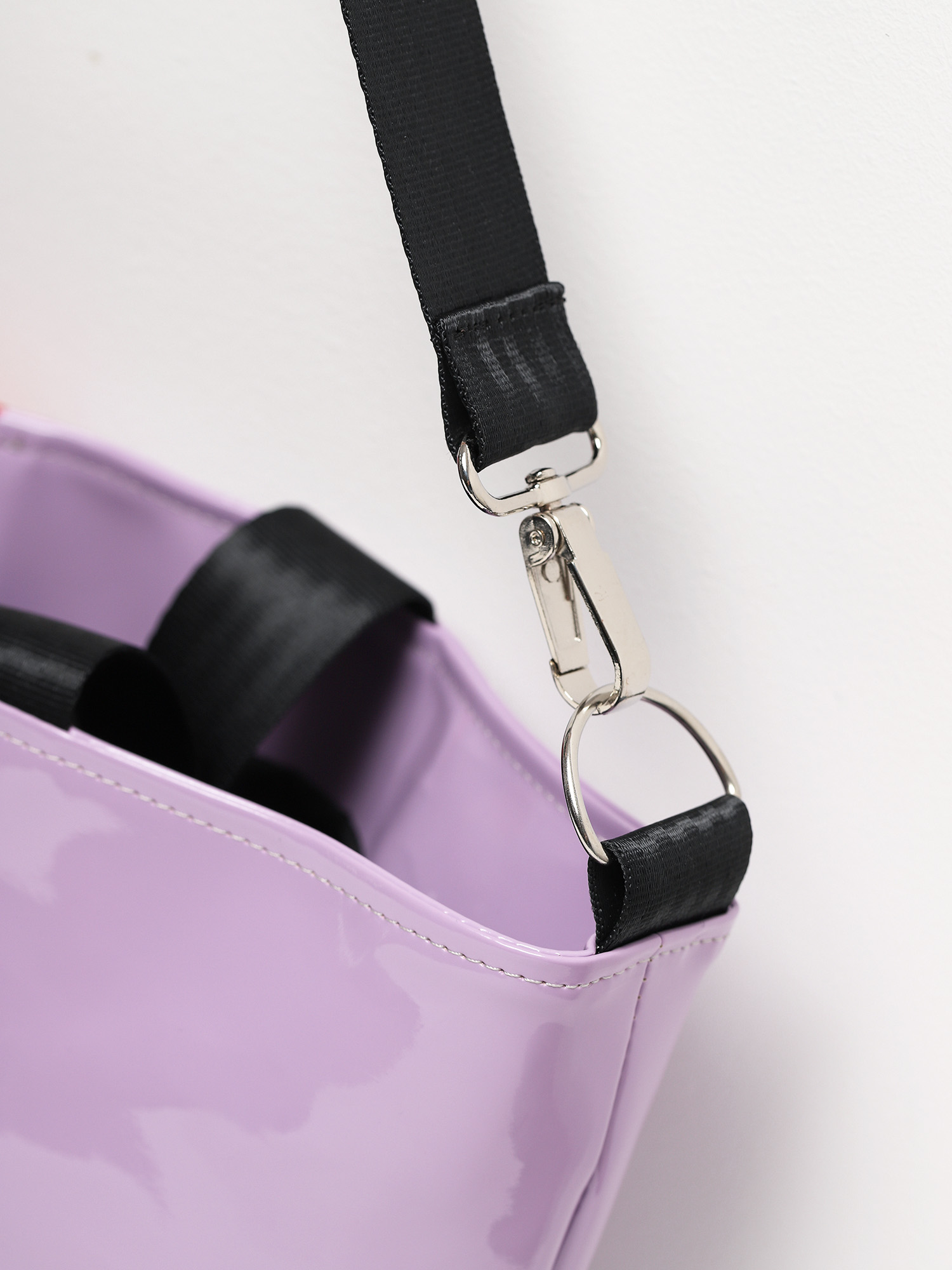 Poșetă Local Heroes Hot Tote Bag Wmn (red/violet)