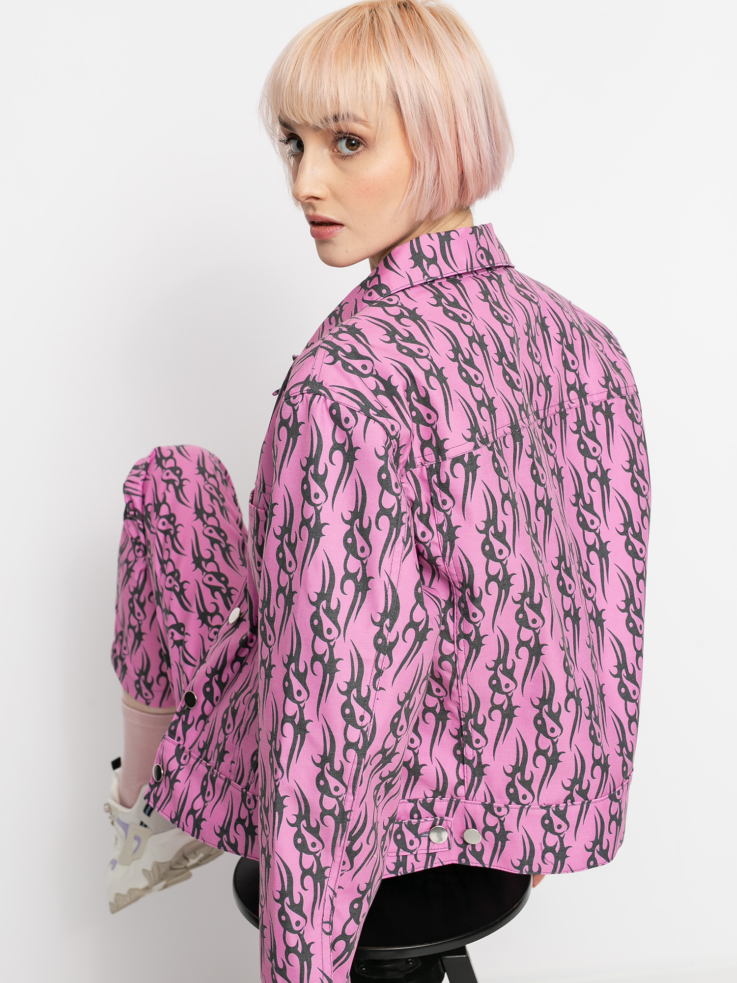 Geacă Local Heroes Tribal Love Wmn (pink)