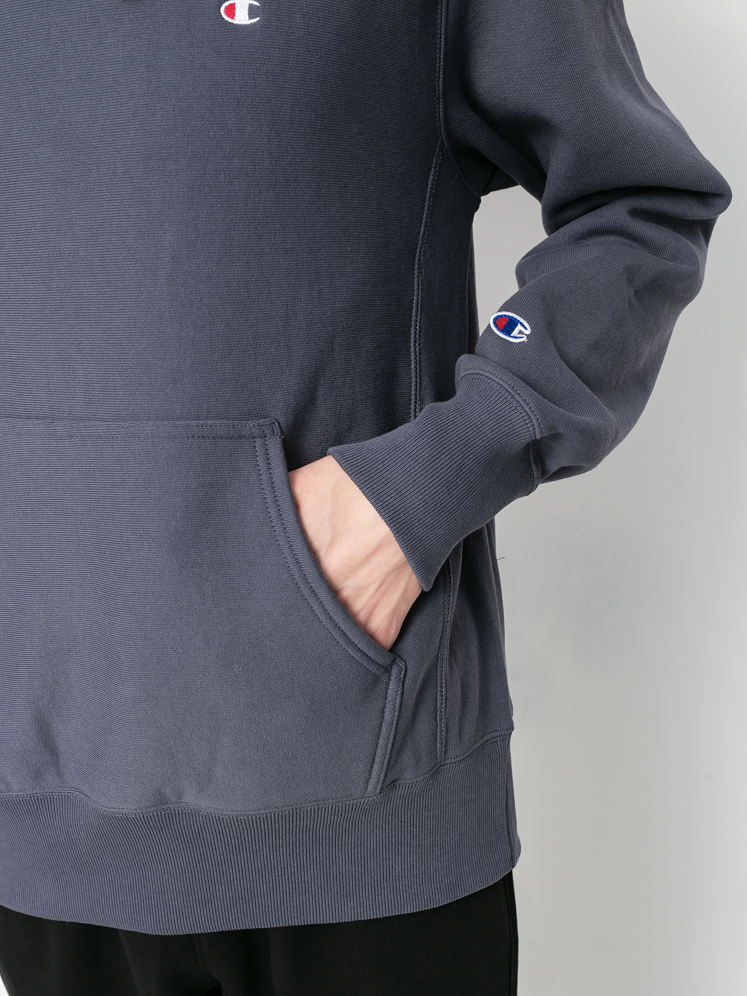 Hanorac cu glugă Champion Sweatshirt HD 214675 (chc)