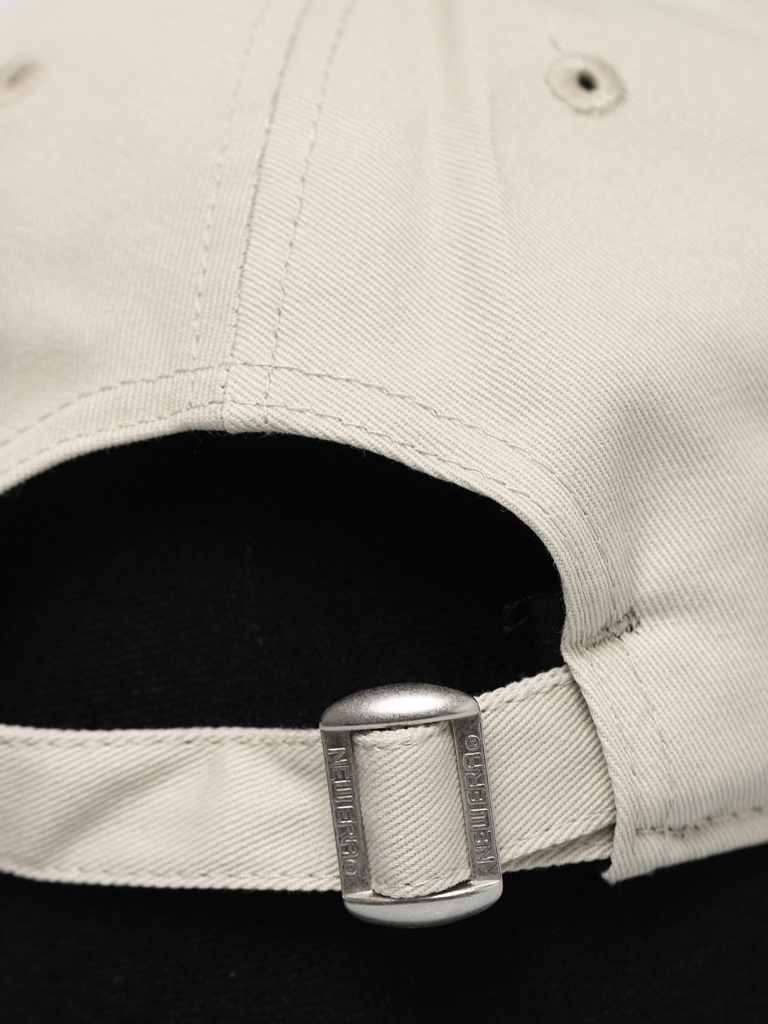 New Era Șapcă League Essential 9Forty New York Yankees ZD (med beige)