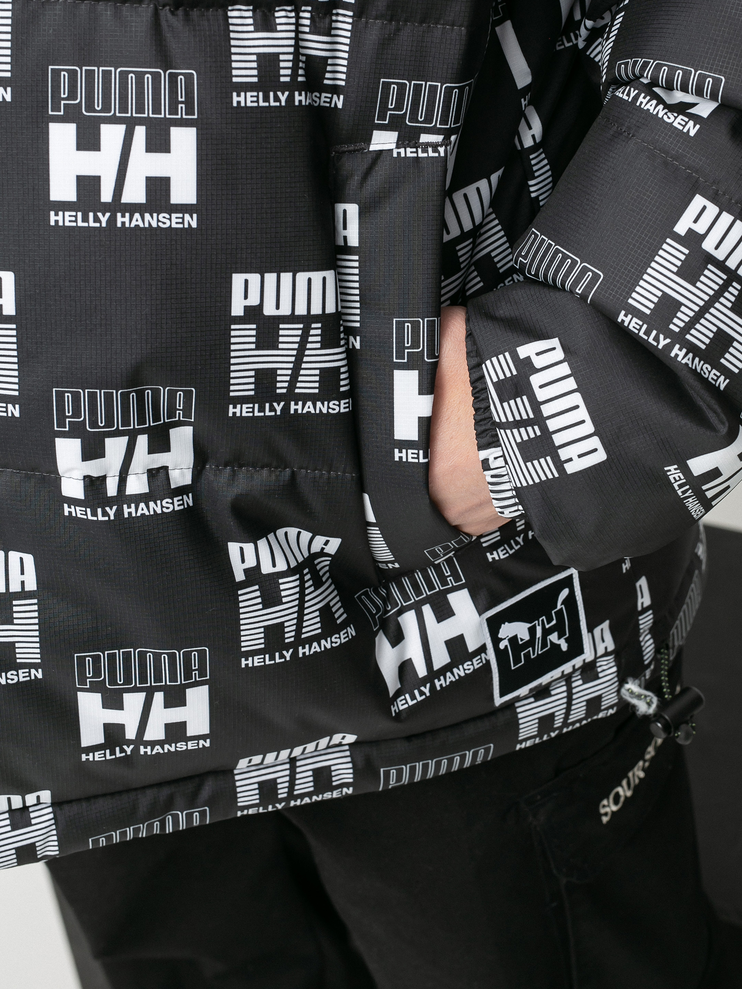 Geacă Puma X Helly Hansen Reversible (puma black)