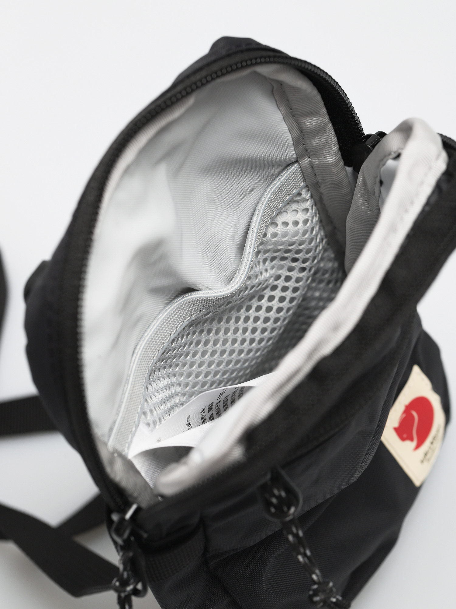 Saszetka Fjallraven High Coast Pocket (black)