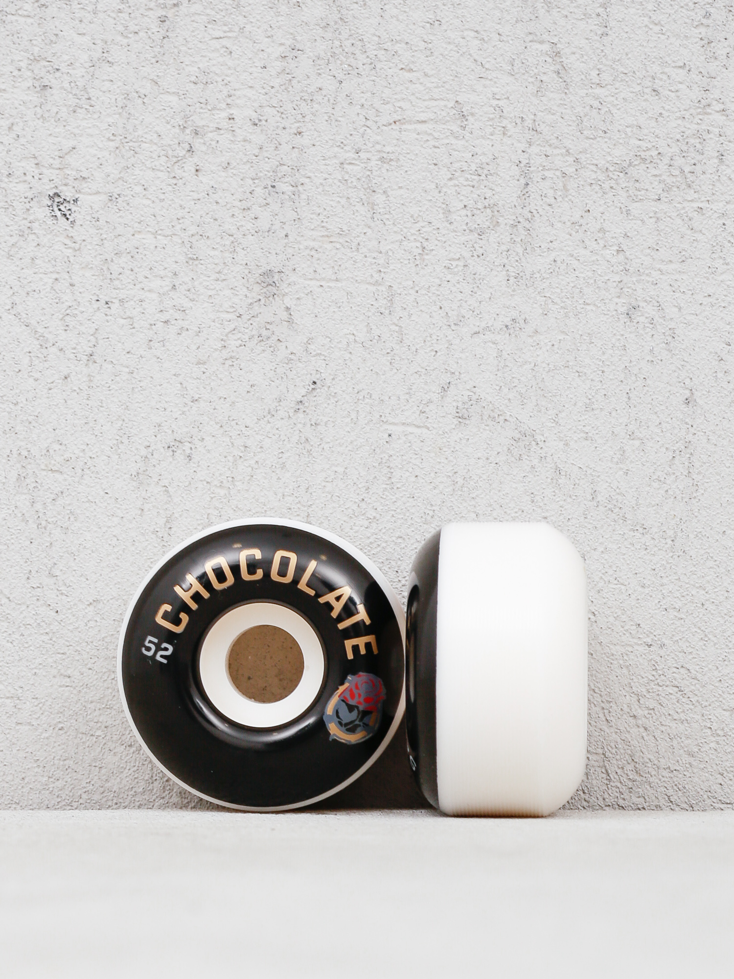 Role Chocolate Luchadore Staple (white/black/gold)