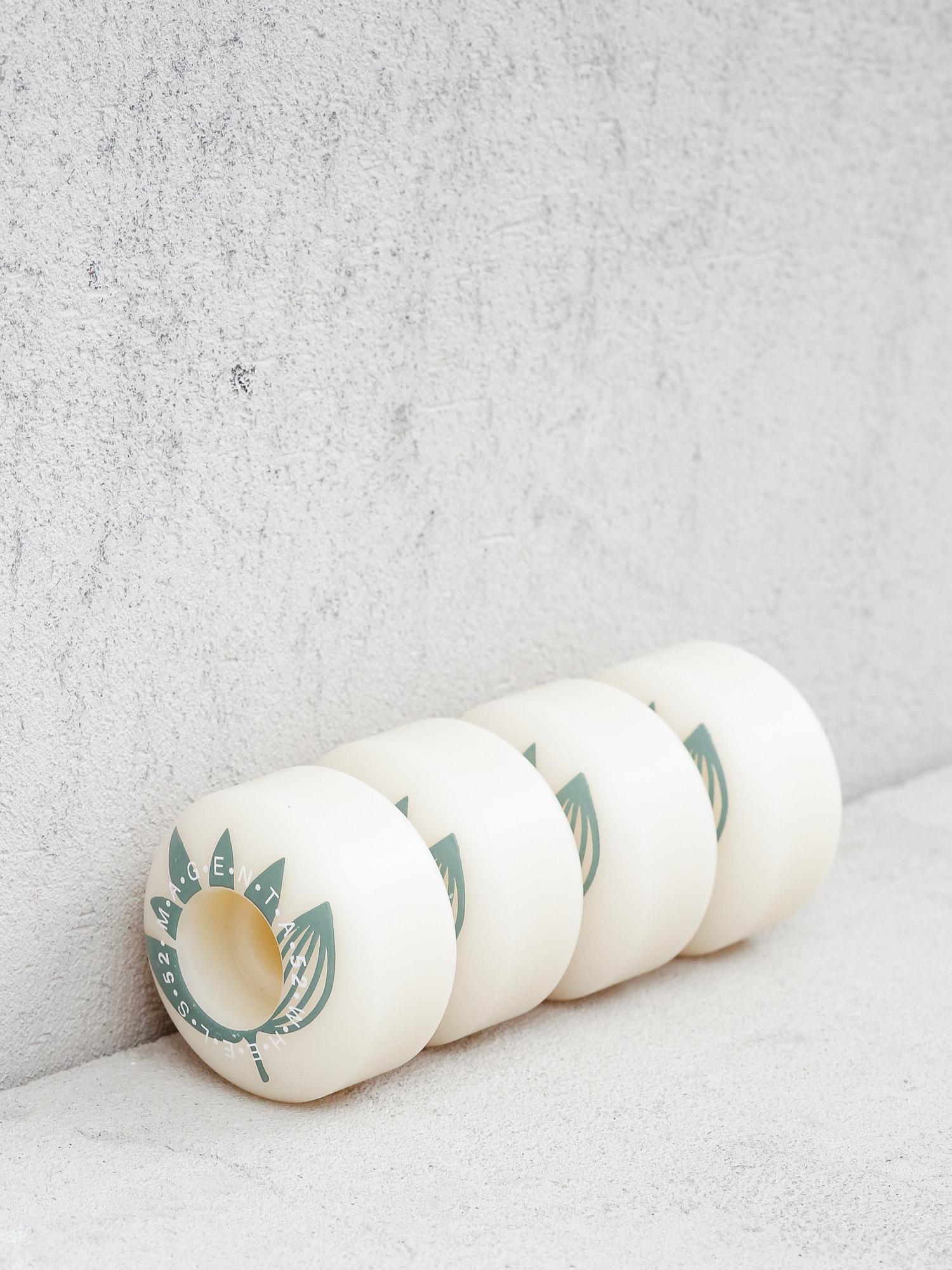 Role Magenta Plant Power (grey)