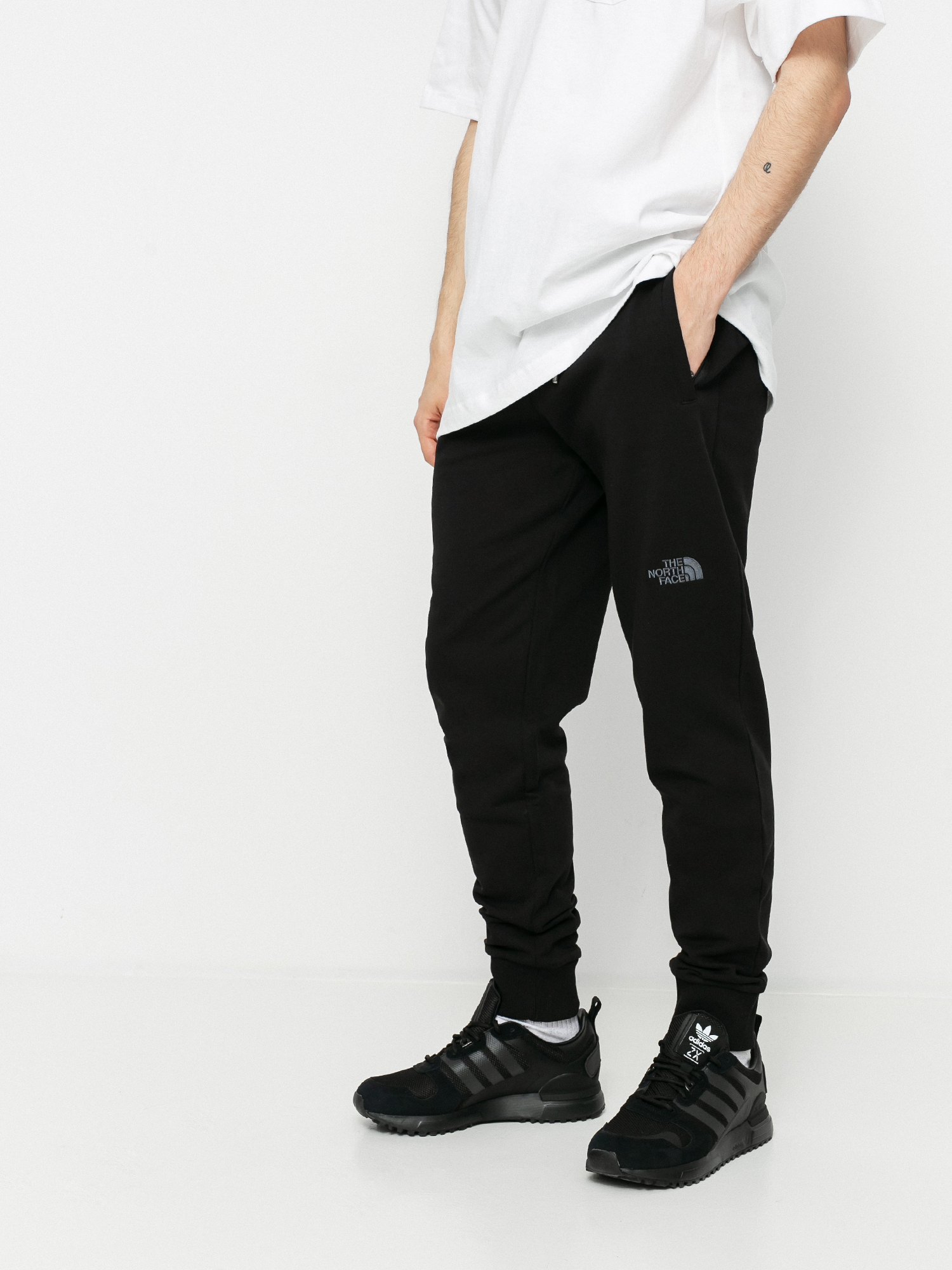 Pantaloni The North Face Nse Light (tnf black)
