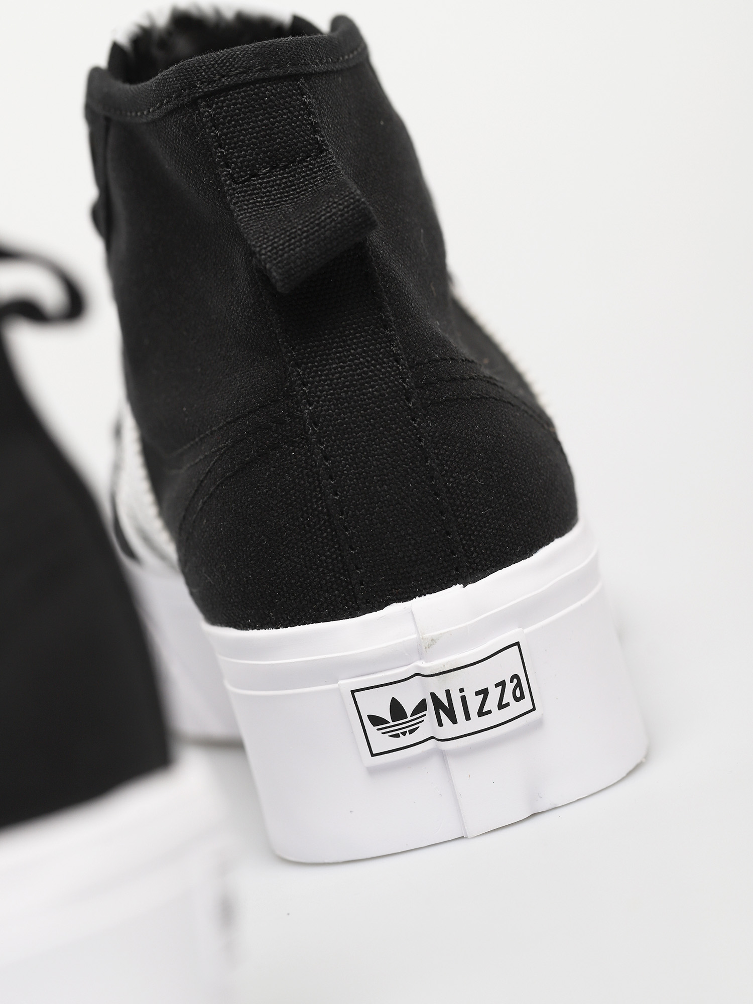 Pantofi adidas Originals Nizza Platform Mid Wmn (cblack/ftwwht/ftwwht)
