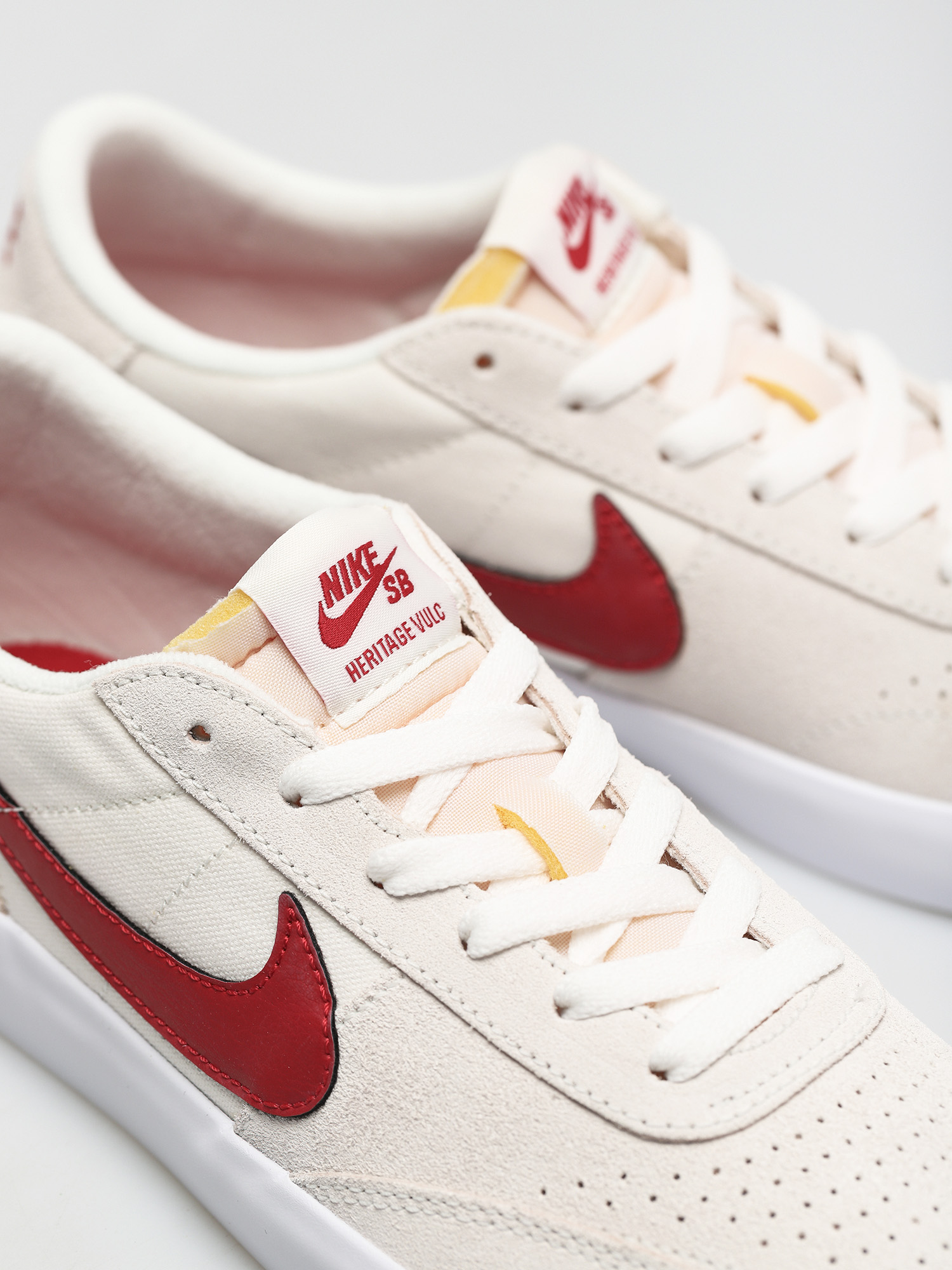 Pantofi Nike SB Heritage Vulc (summit white/gym red summit white white)
