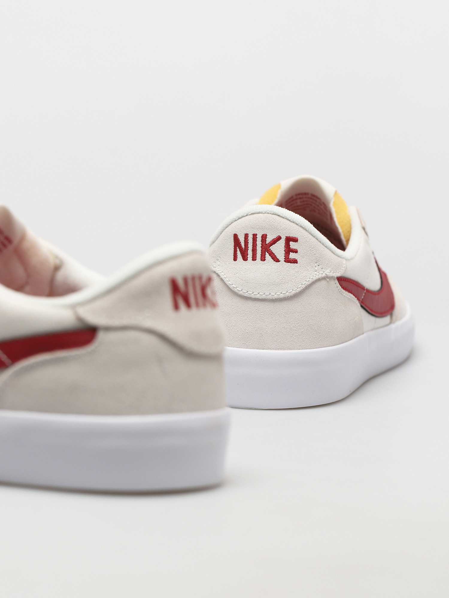 Pantofi Nike SB Heritage Vulc (summit white/gym red summit white white)
