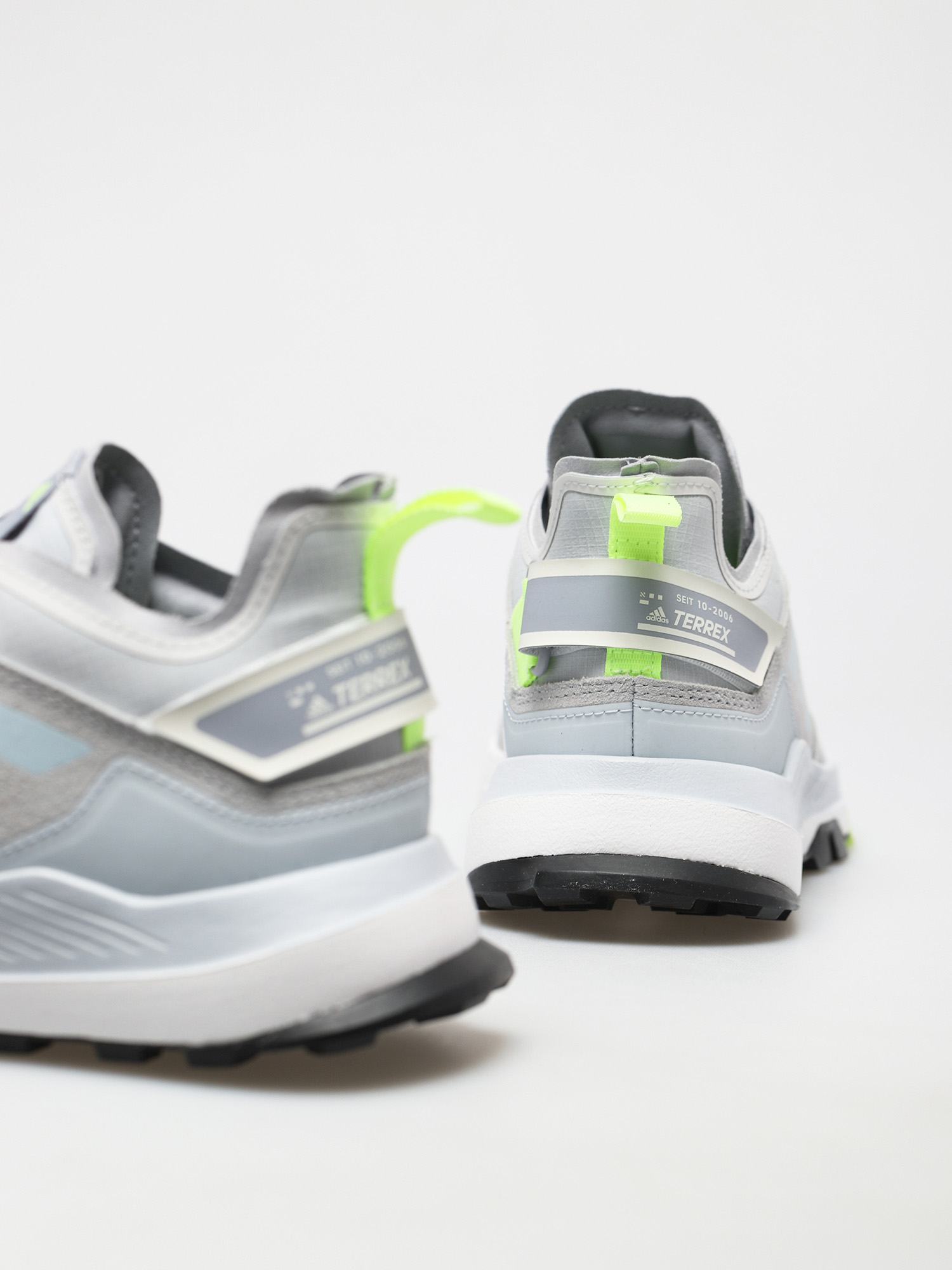 Pantofi adidas Originals Terrex Hikster Wmn (halsil/halblu/cblack)