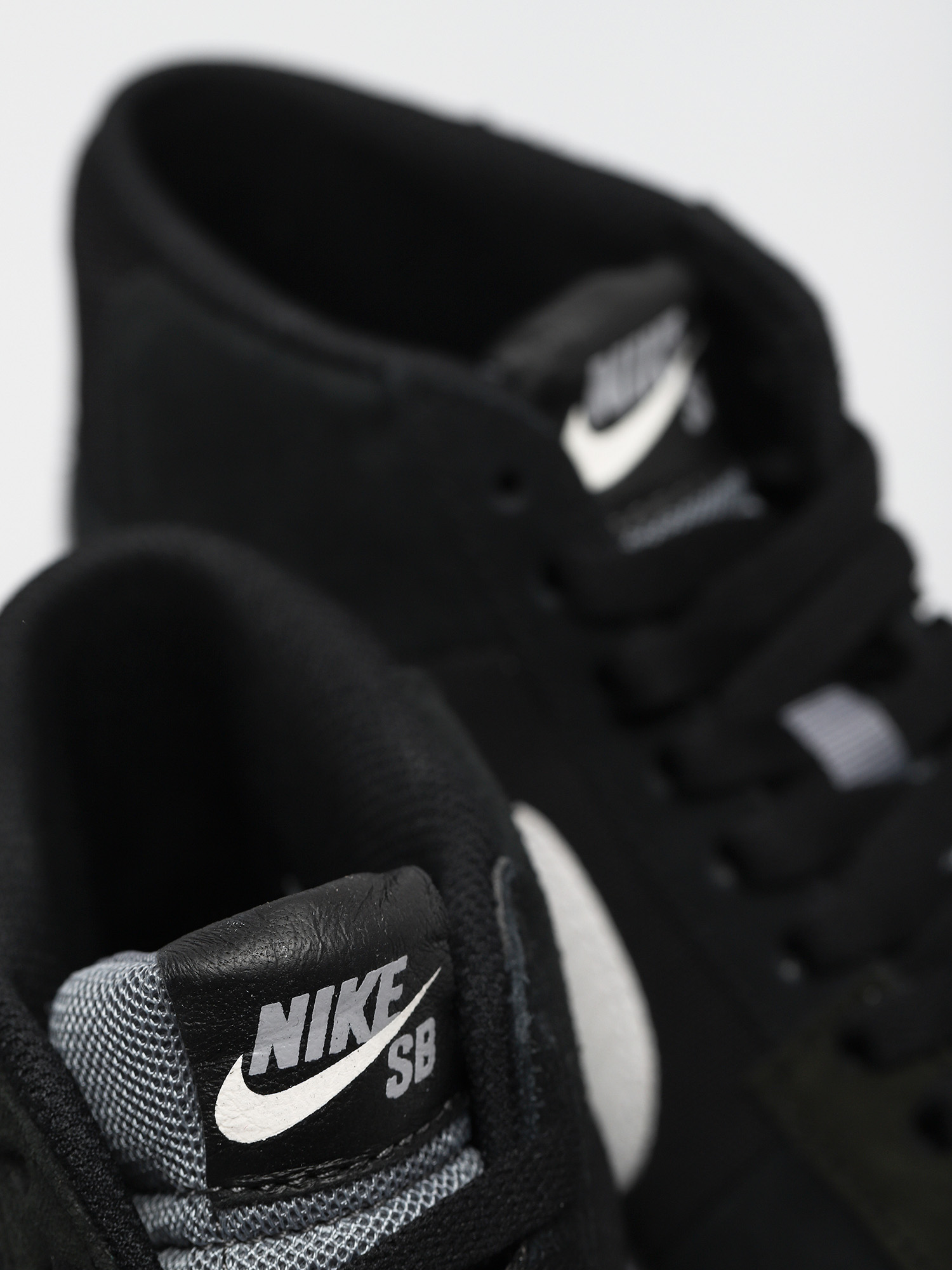 Pantofi Nike SB Zoom Blazer Mid Premium (black/white wolf grey cool grey)