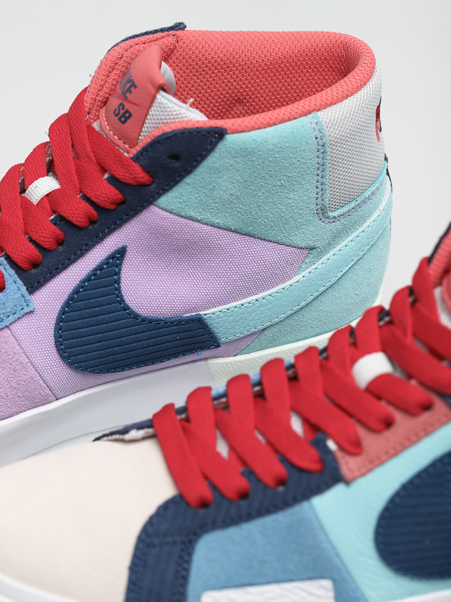 Pantofi Nike SB Zoom Blazer Mid Premium (lilac/court blue copa dutch blue)