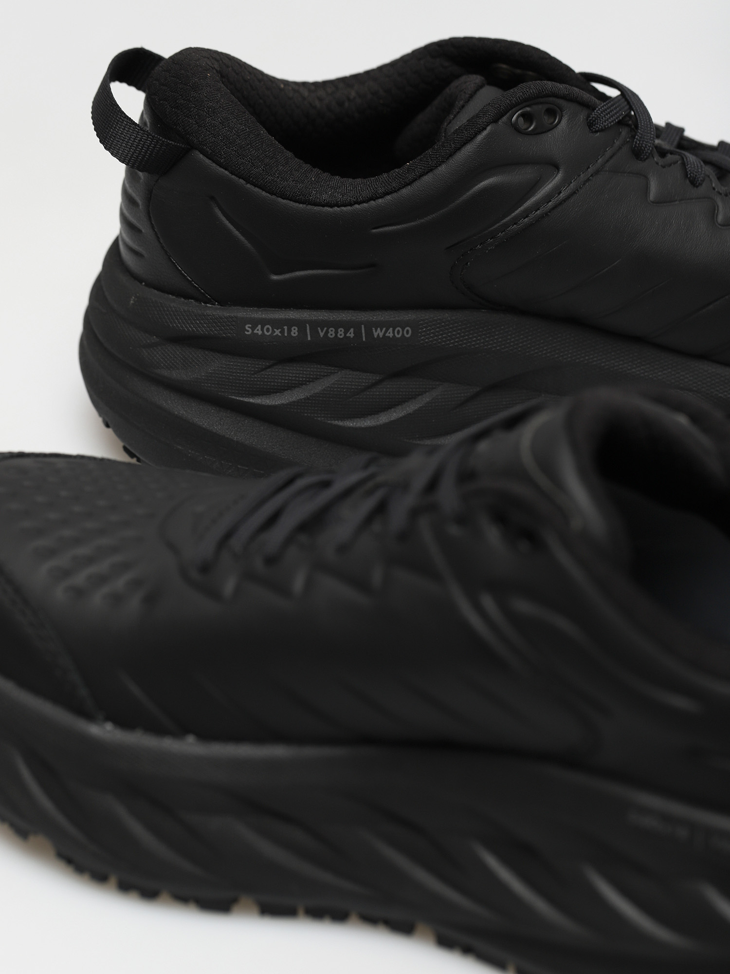 Pantofi Hoka One One Bondi SR (black/black)