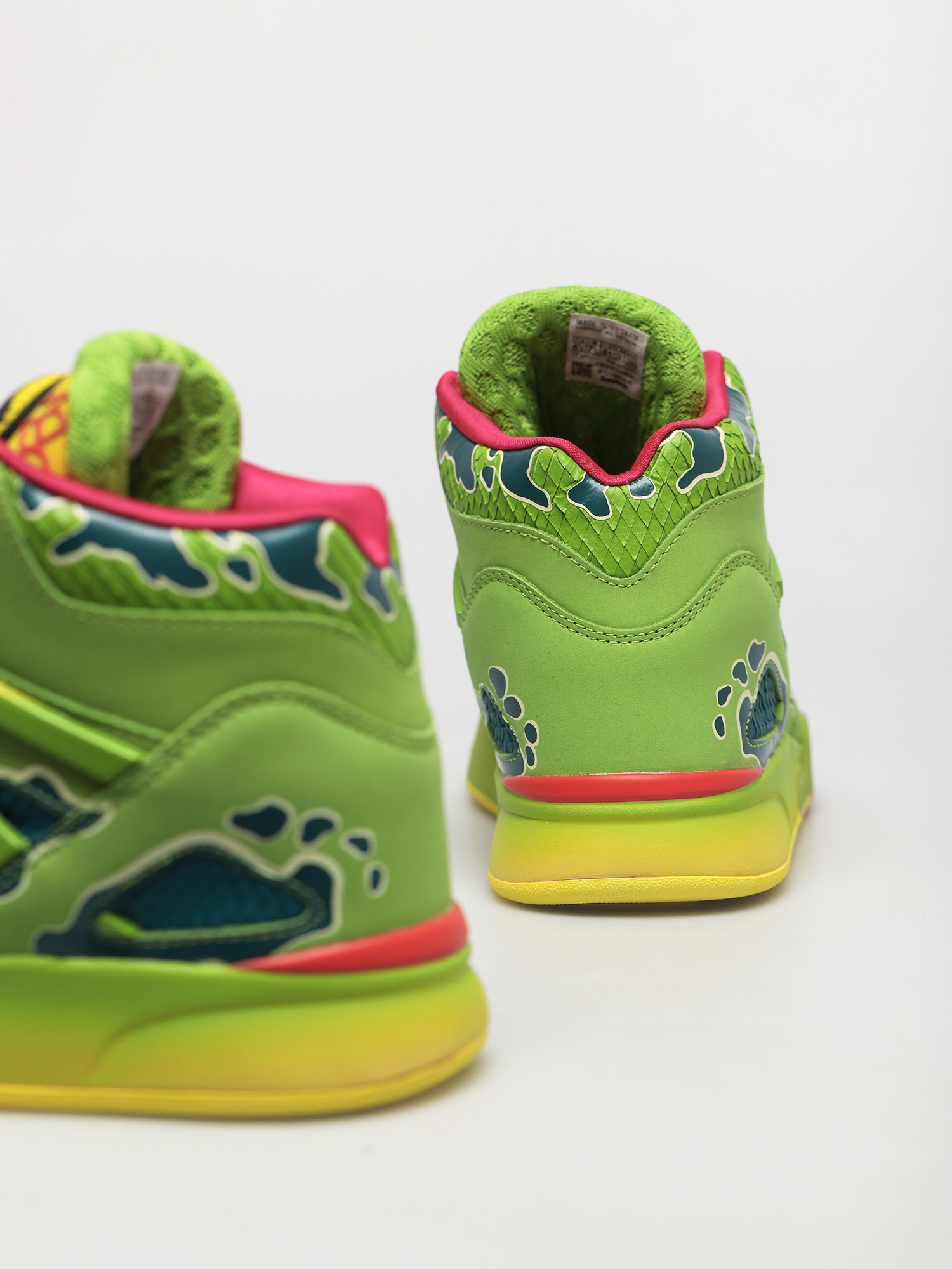 Pantofi Reebok X Jurassic Park Pump Omni Zone II (ultim/hertea/stiyel)