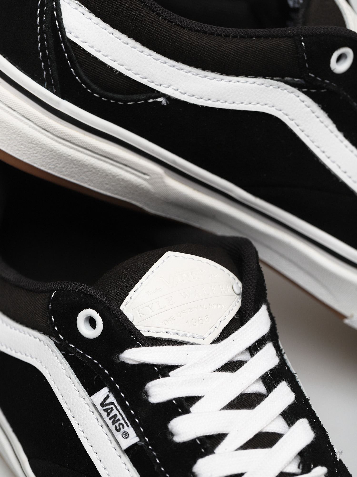 Pantofi Vans Kyle Walker (black/white)