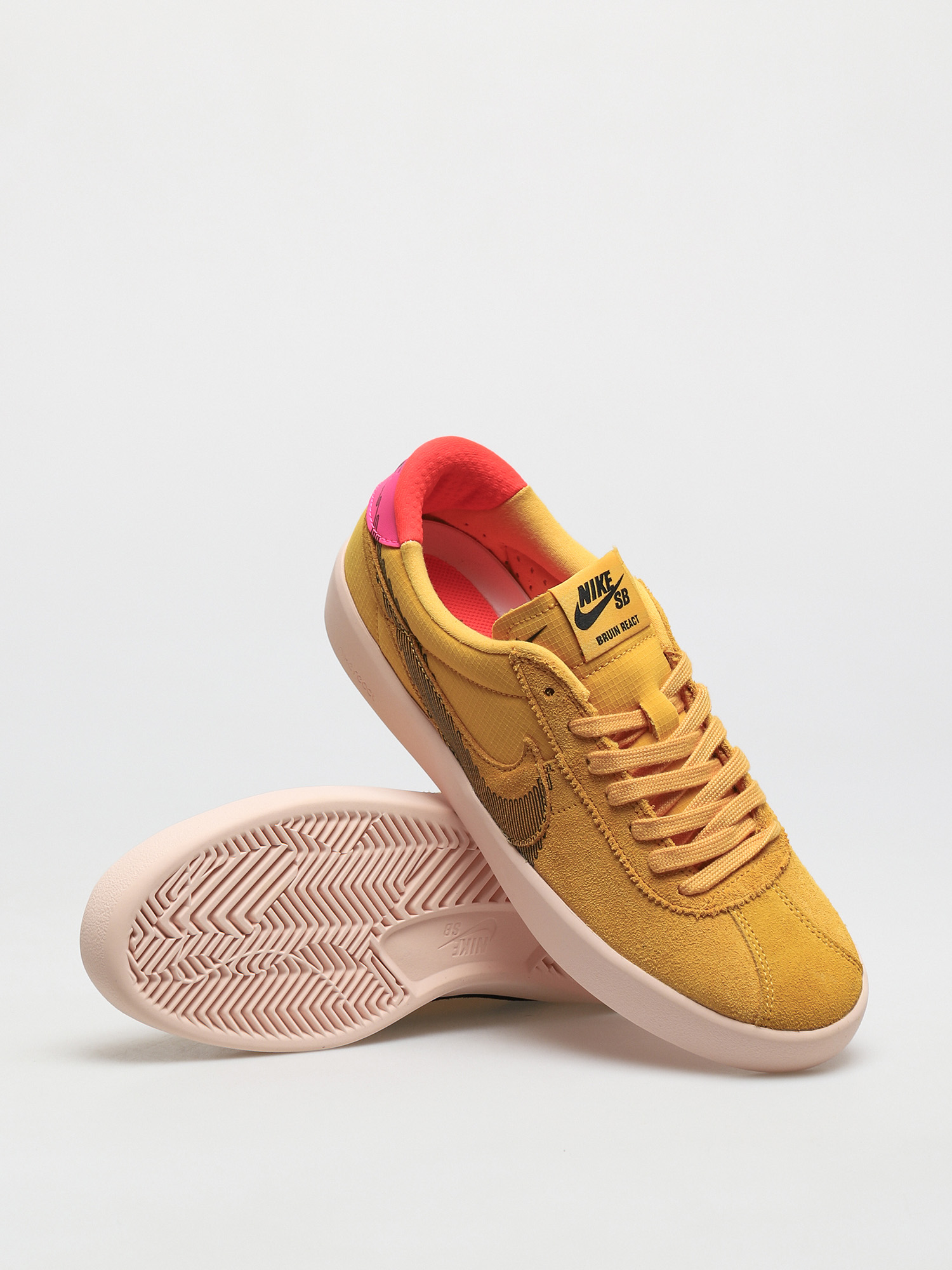 Pantofi Nike SB Bruin React T (pollen/black pale coral)