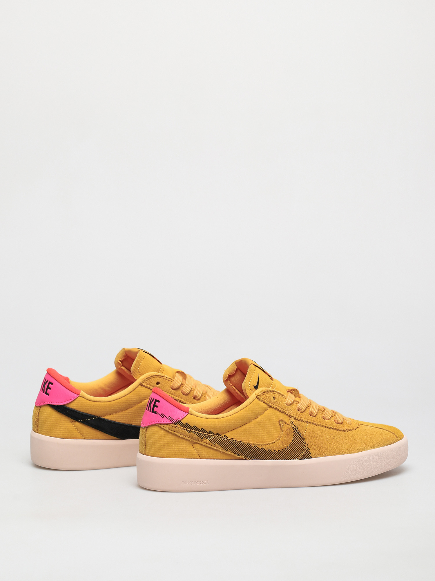Pantofi Nike SB Bruin React T (pollen/black pale coral)