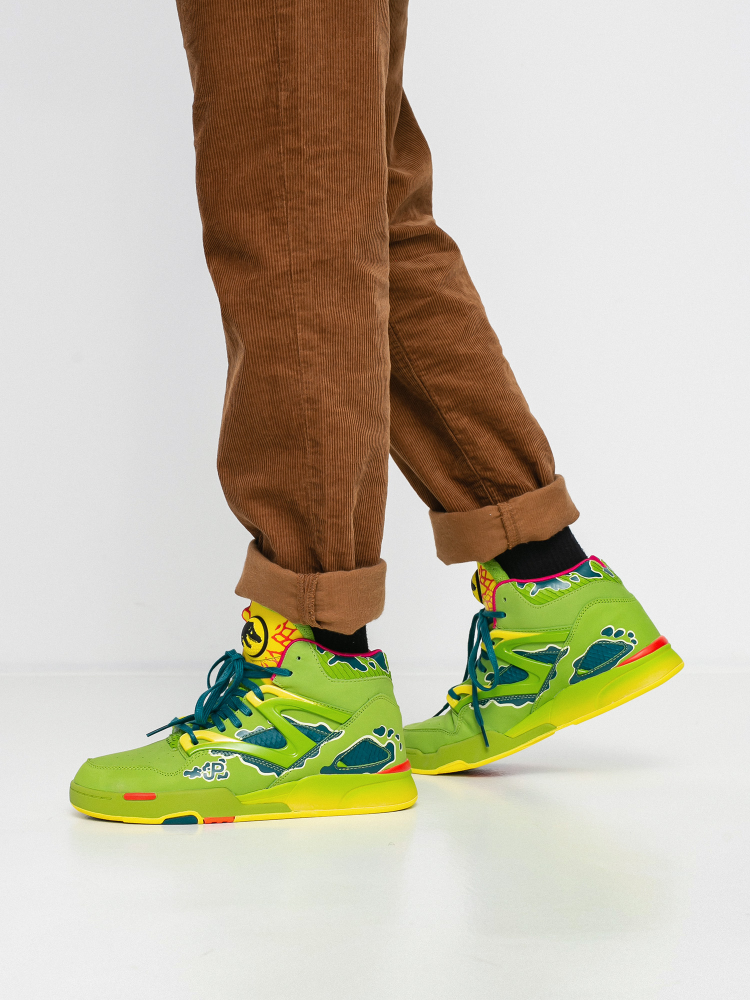 Pantofi Reebok X Jurassic Park Pump Omni Zone II (ultim/hertea/stiyel)