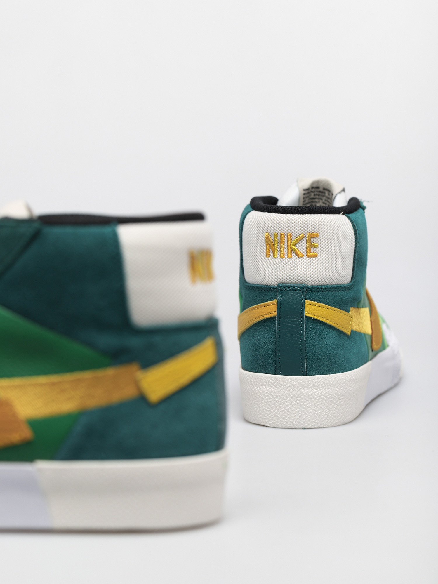Pantofi Nike SB Zoom Blazer Mid Premium (aloe verde/university gold rainforest)