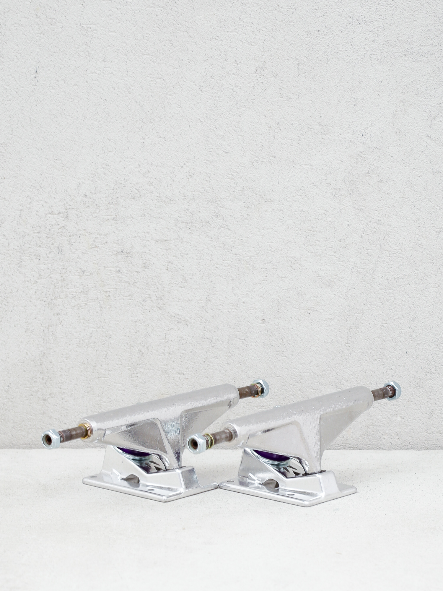 Axe Venture Polished V Hollows (all polished/w purple)