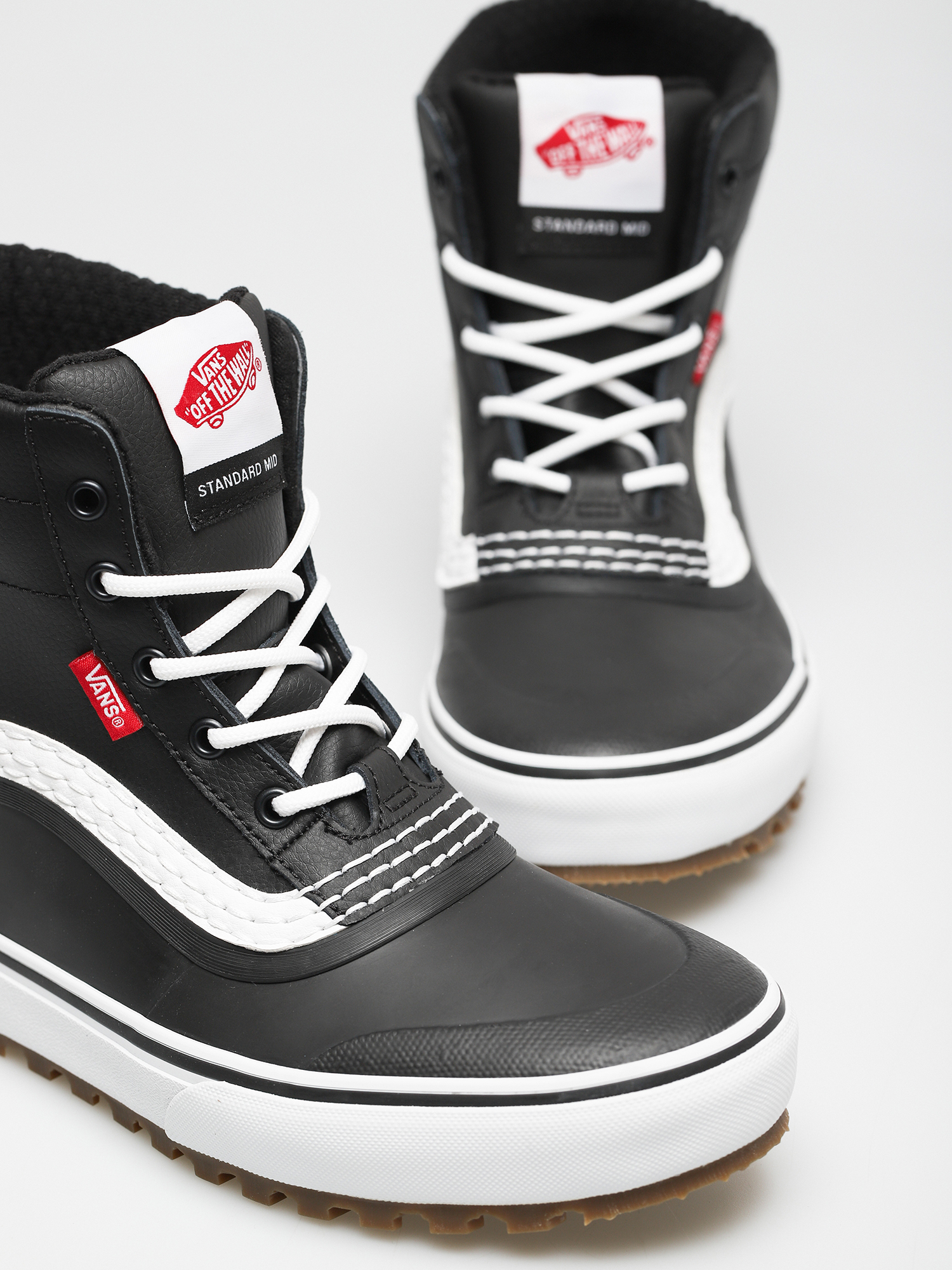 Pantofi Vans Standard Mid Snow MTE (black/white)