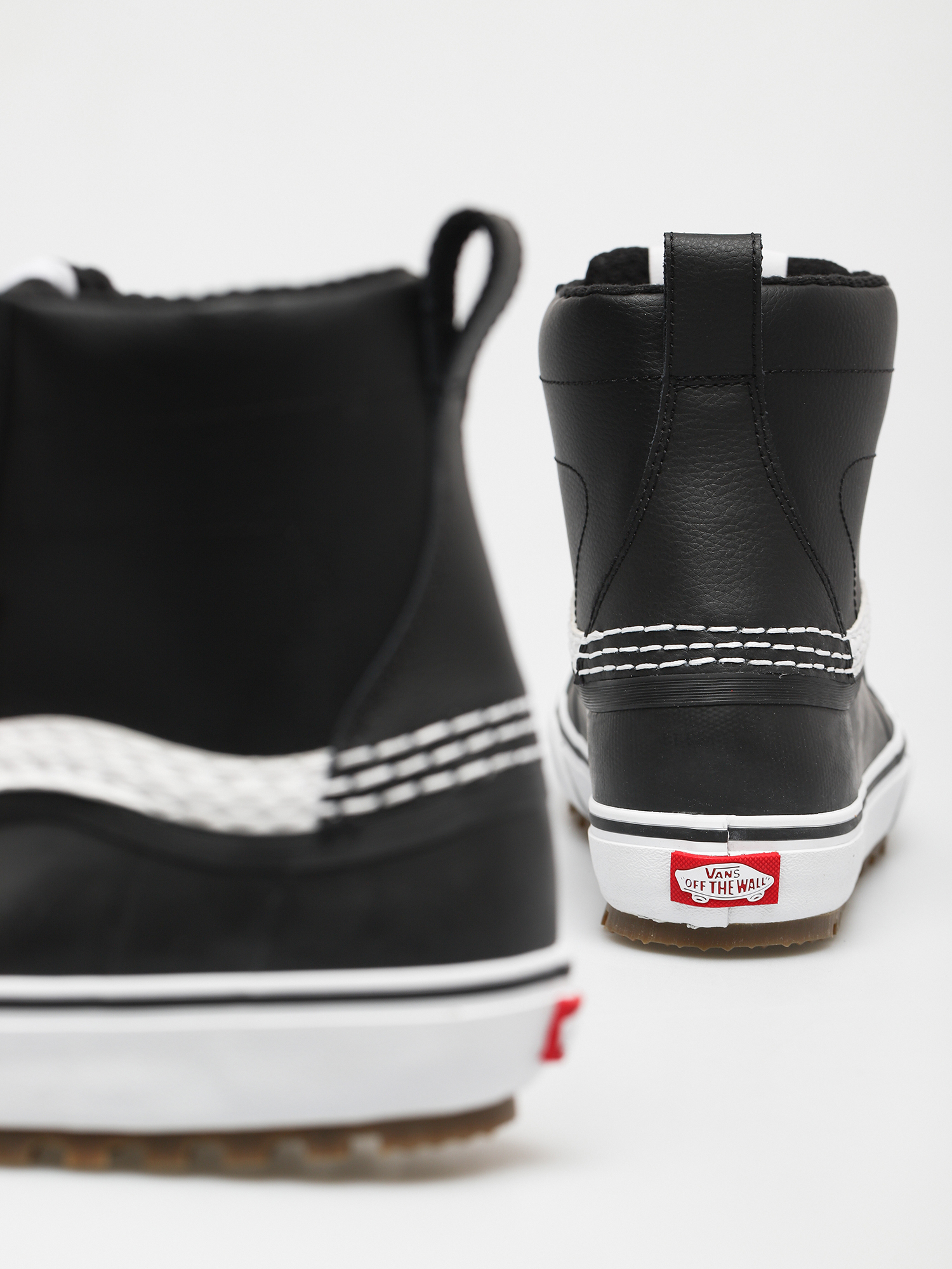 Pantofi Vans Standard Mid Snow MTE (black/white)