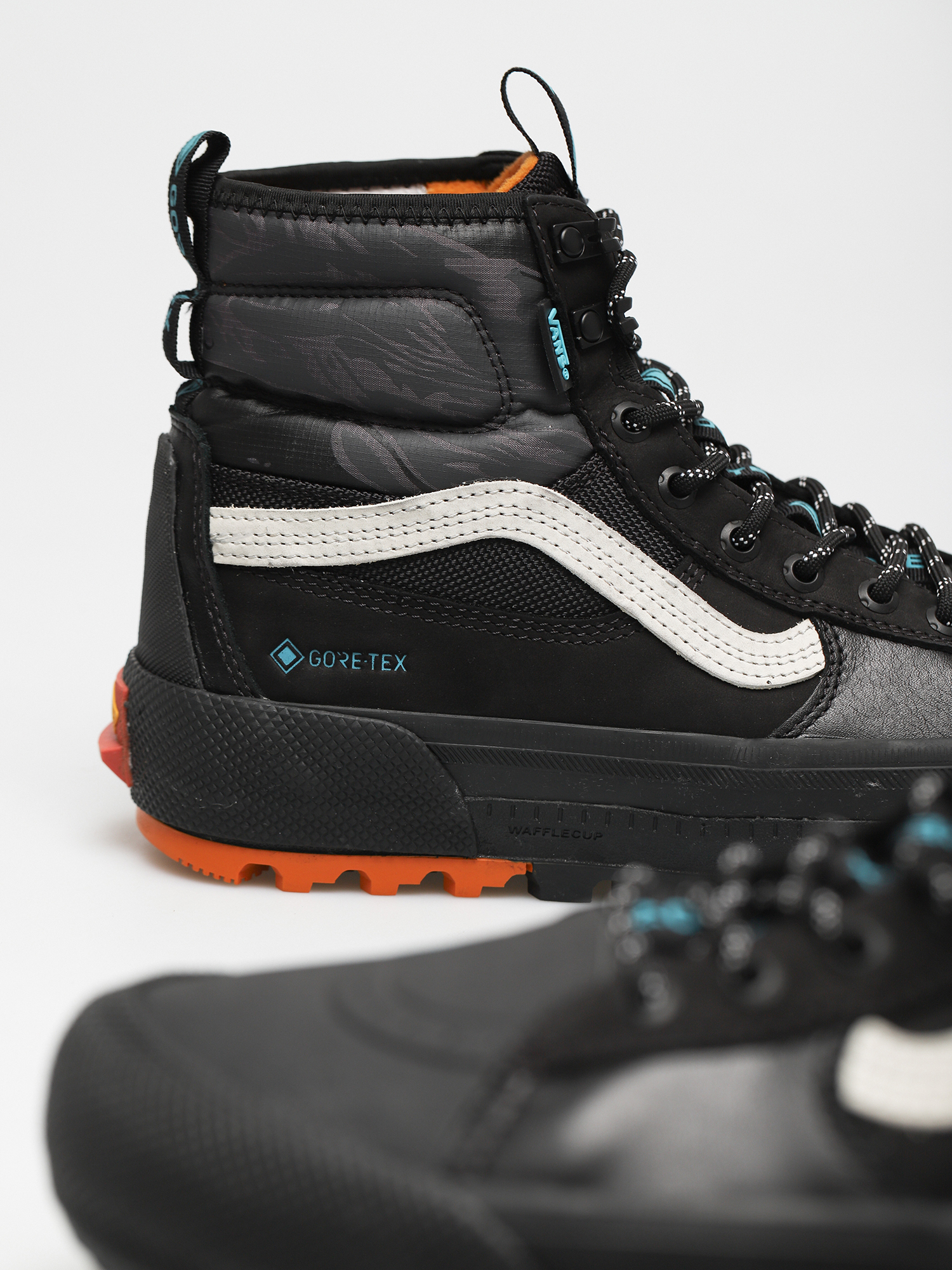 Pantofi Vans Sk8 Hi Gore Tex MTE 3 (tiger camo/black)