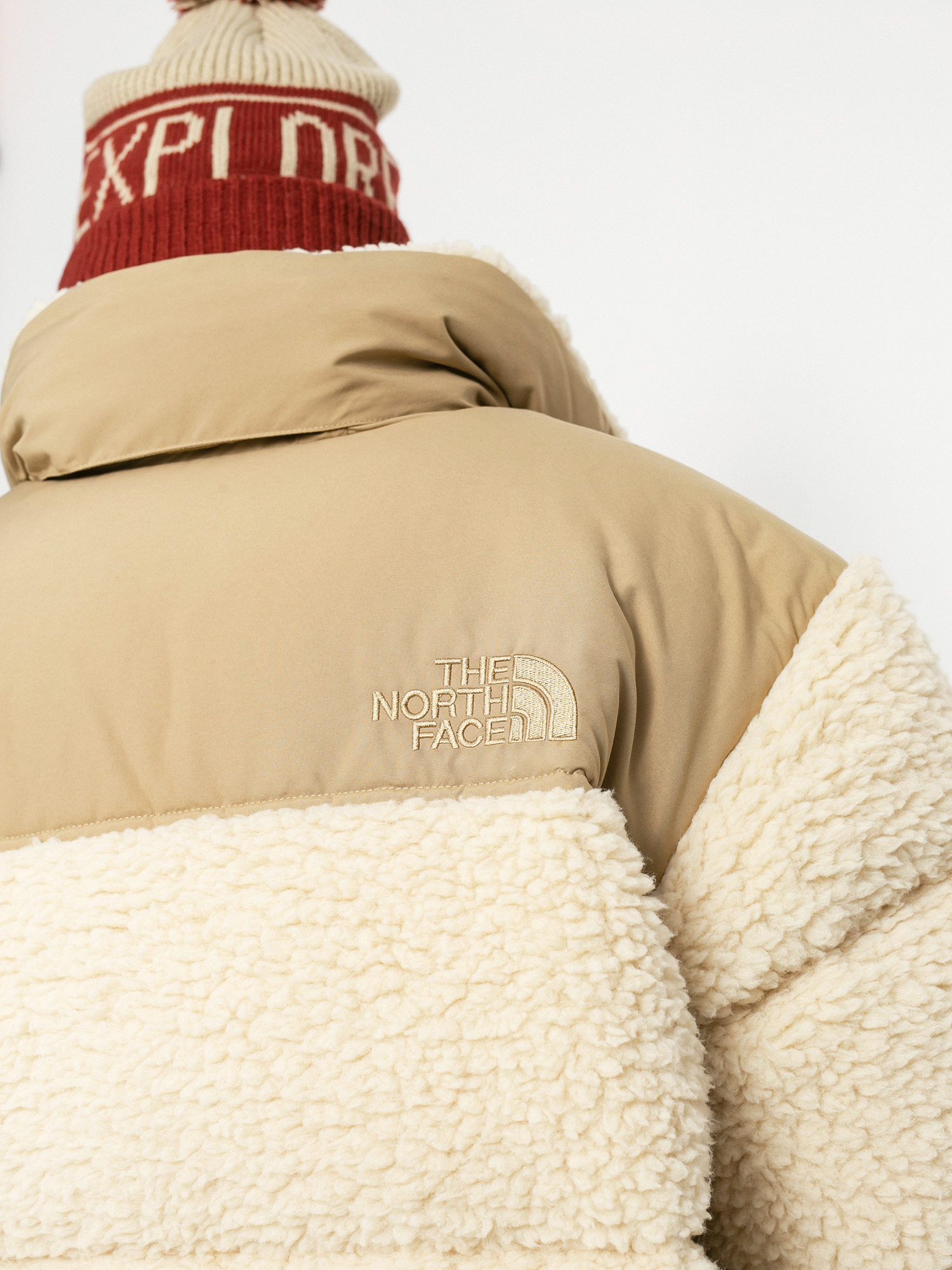 Geacă The North Face Sherpa Nuptse (bleached sand/kelp tan)