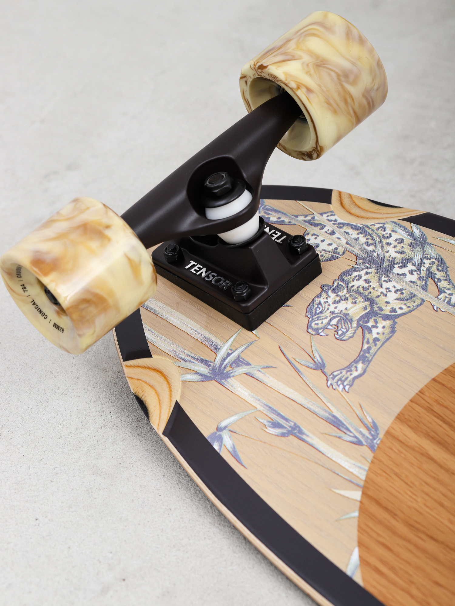 Cruiser Globe Chromantic (white oak/jaguar)