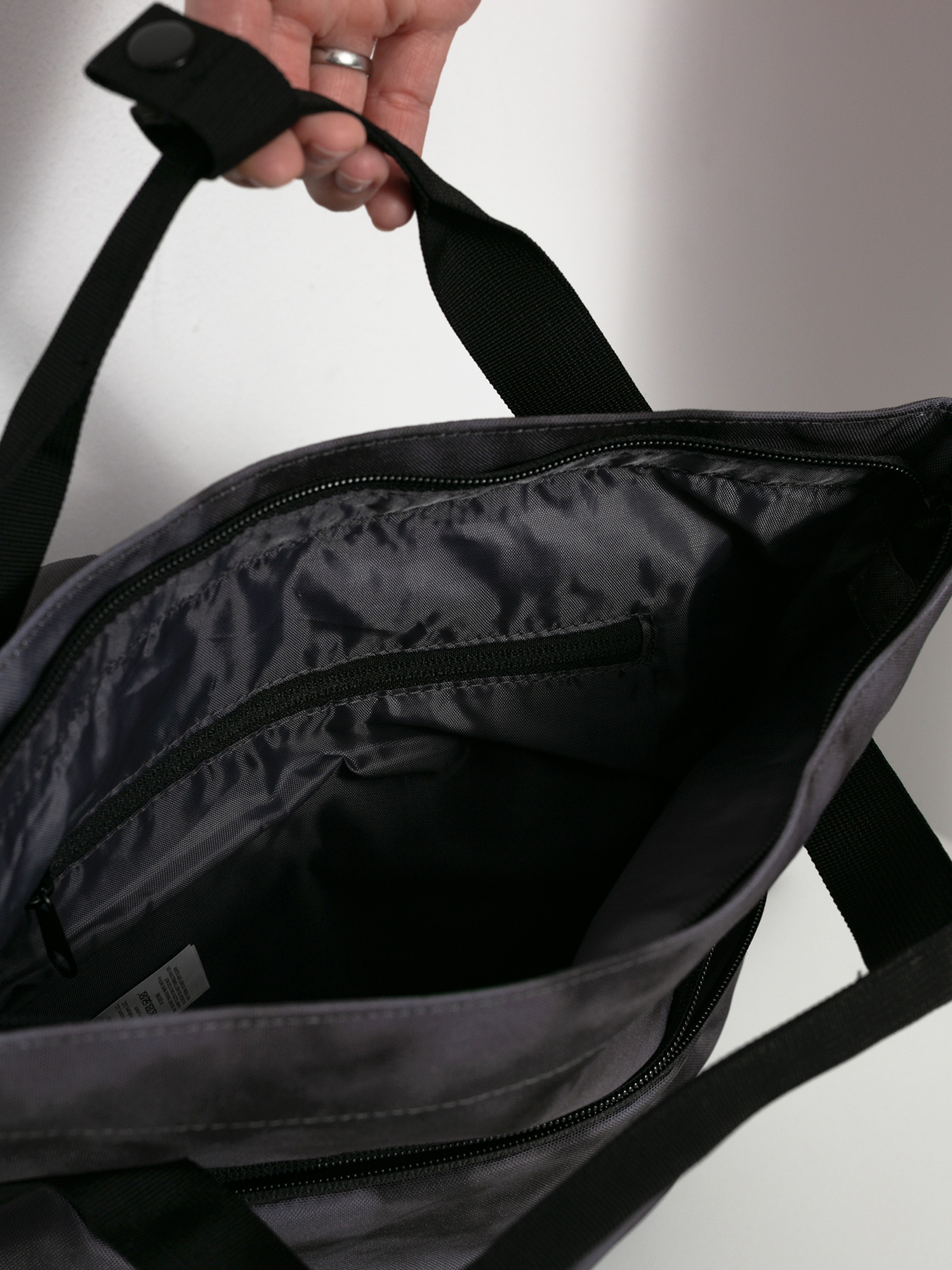 Geantă Volcom Day Trip Poly Wmn (black/charcoal)