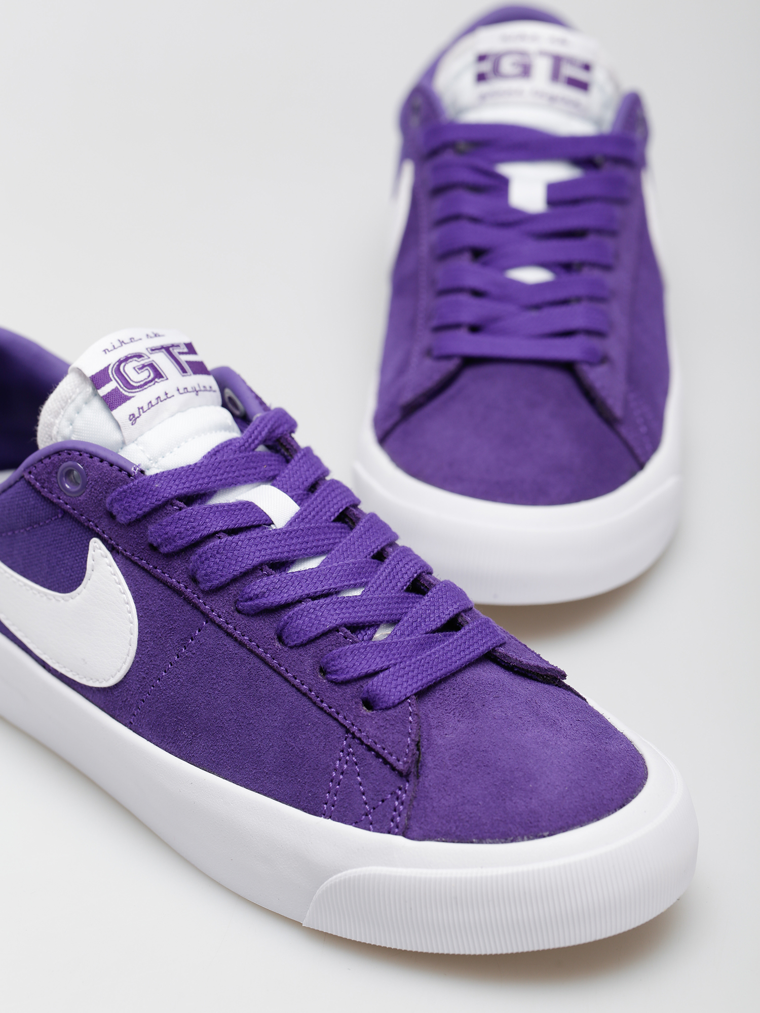 Pantofi Nike SB Zoom Blazer Low Pro Gt (court purple/white court purple white)